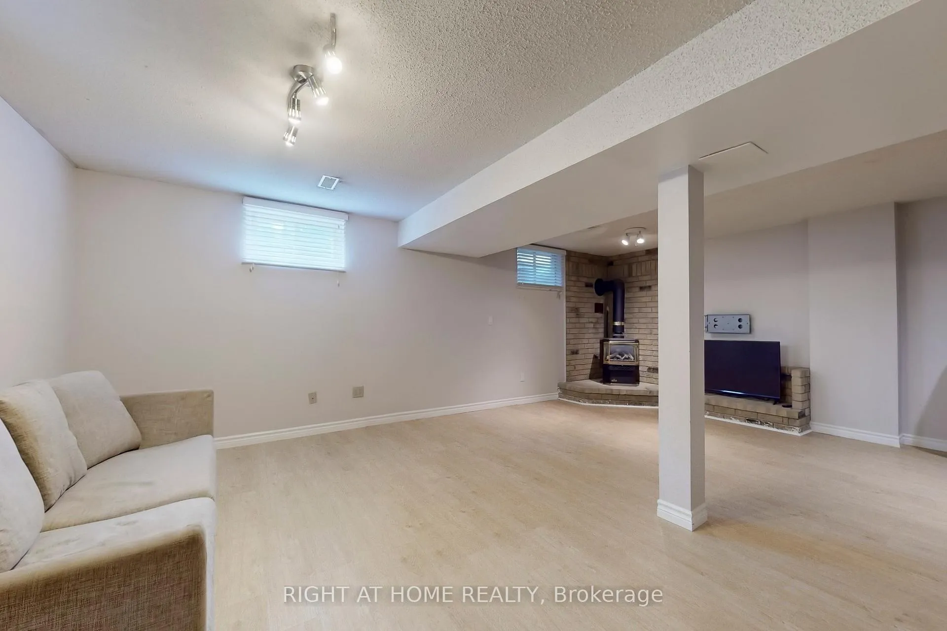 Photo 36 of 62 Como Place, Hamilton, Ryckmans — HOMEH