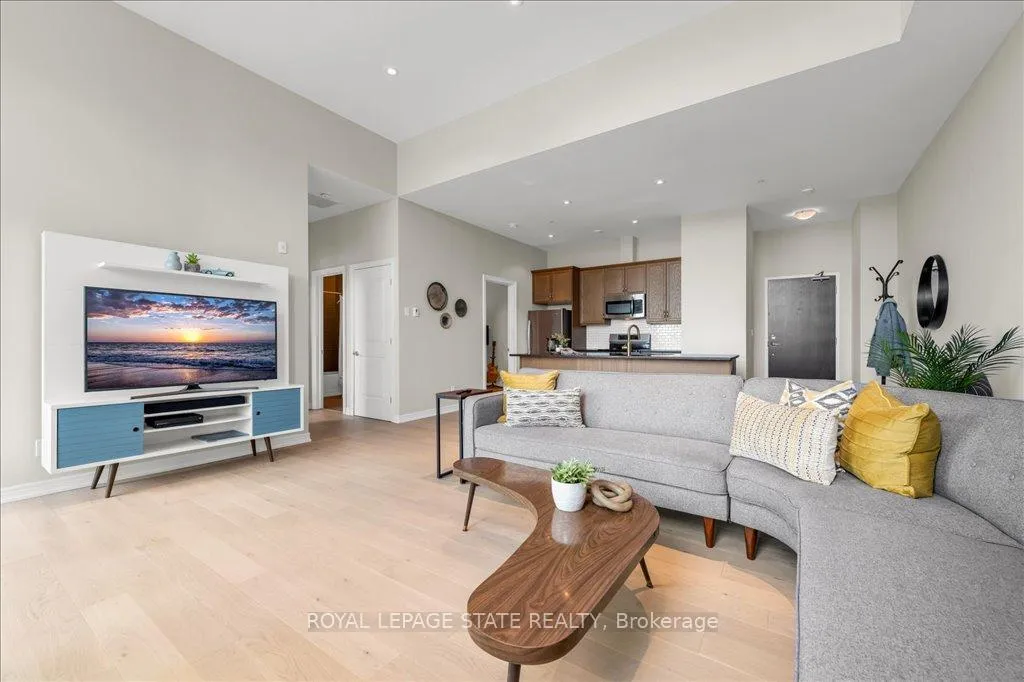 Photo 6 of Unit 301, 50 Murray Street W, Hamilton, Central — HOMEH