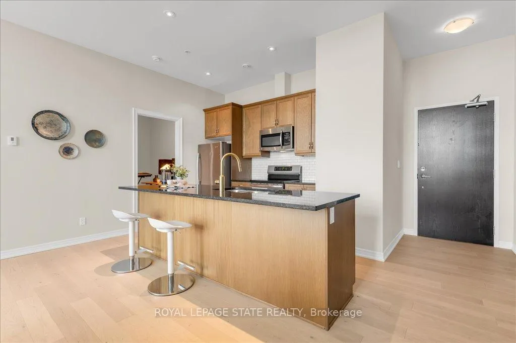 Photo 8 of Unit 301, 50 Murray Street W, Hamilton, Central — HOMEH