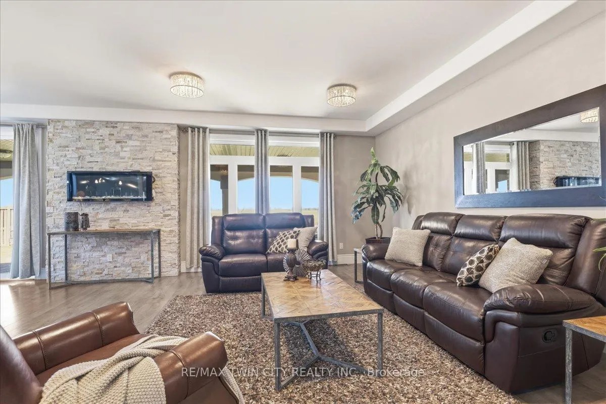 Photo 7 of 3971 Wilson Street, Perth East, Shakespeare — HOMEH