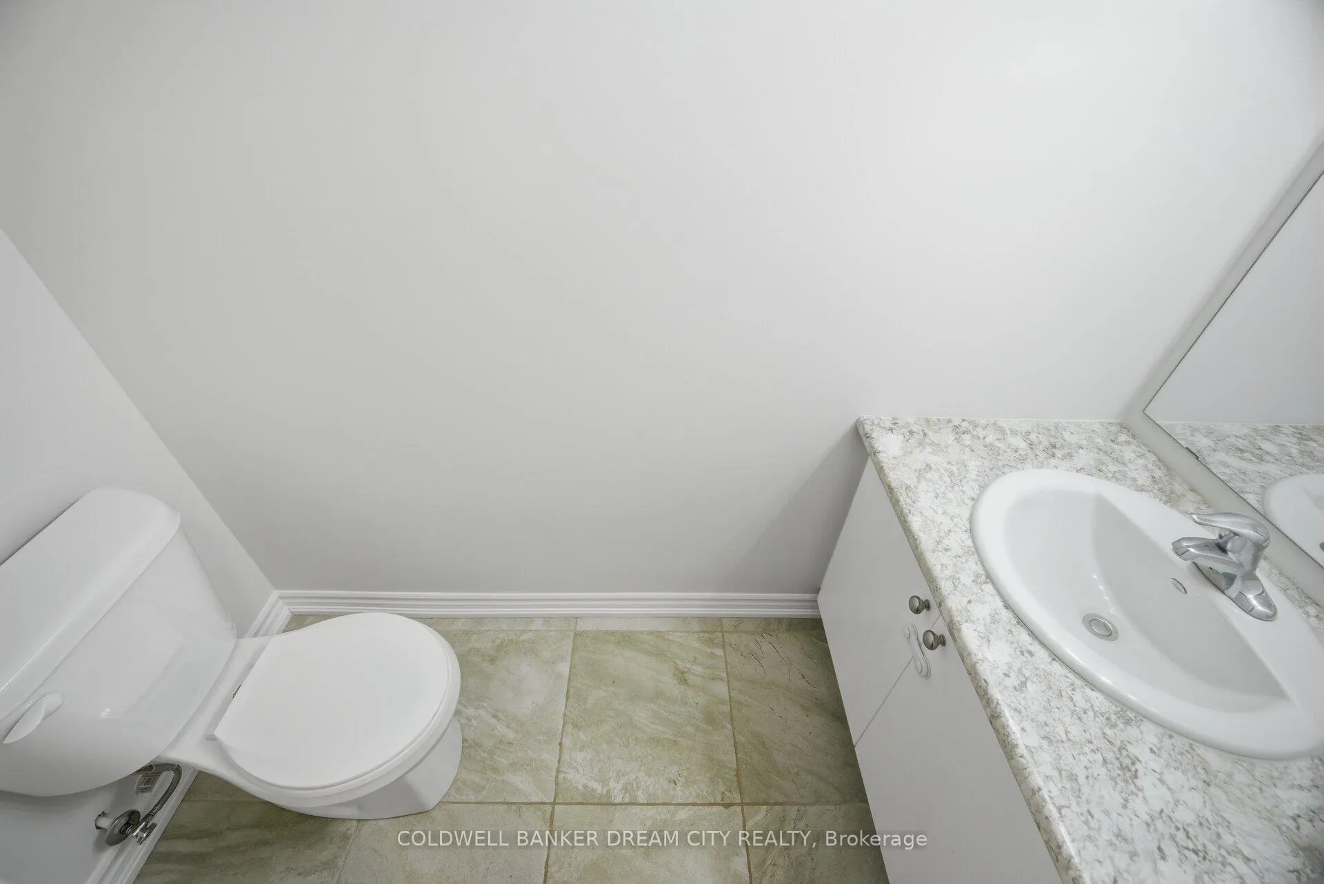 Photo 26 of 33 Bannister Road, Barrie, Rural Barrie Southeast — HOMEH