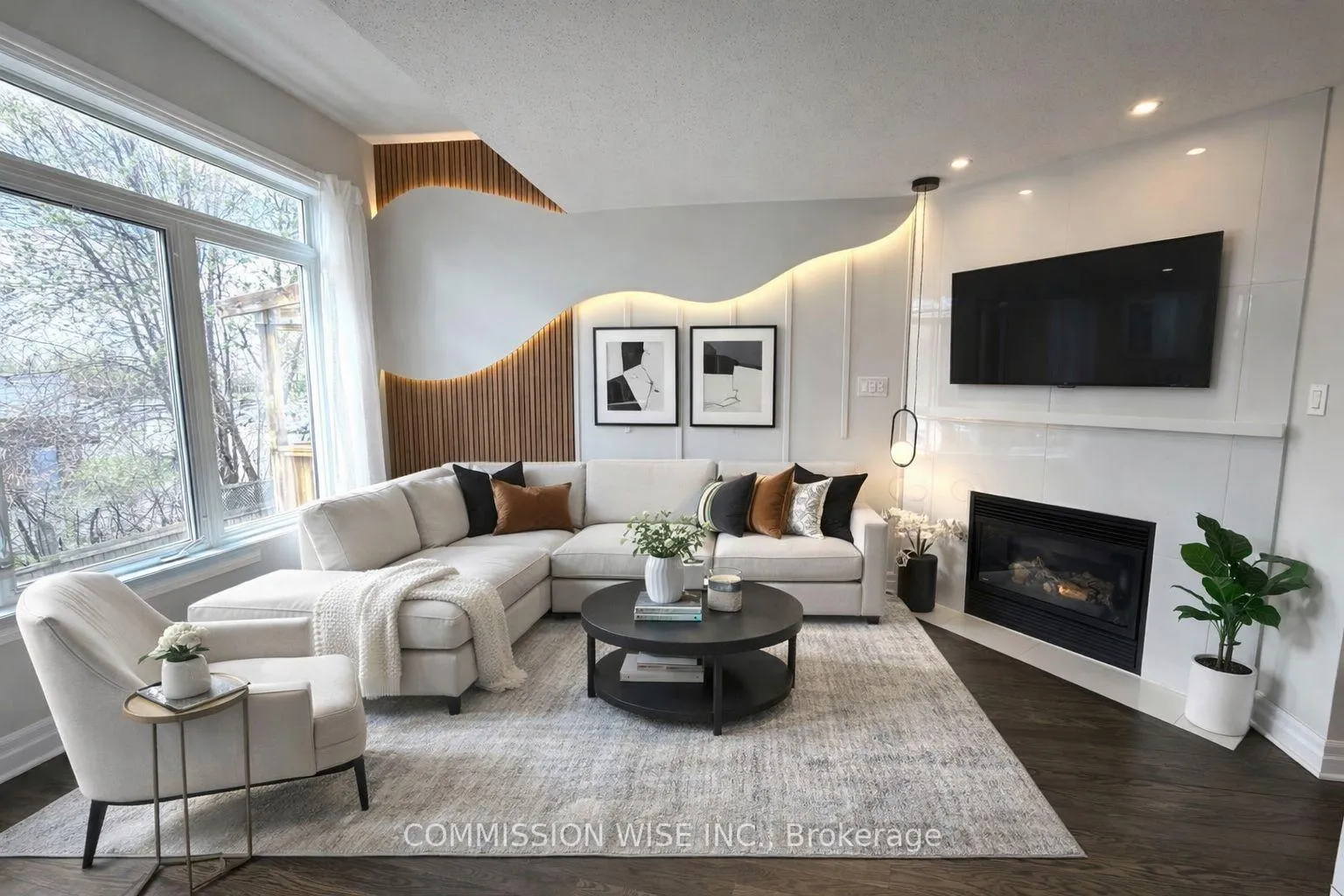 Photo 7 of 82 Carwood Circle, Ottawa, Carson Meadows — HOMEH