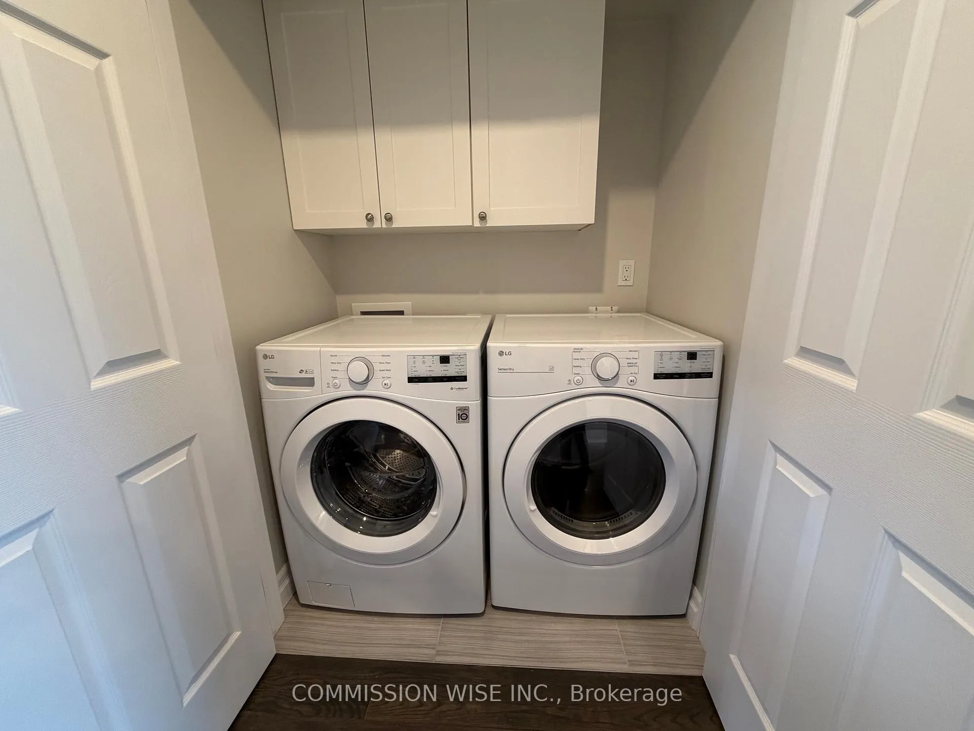 Photo 17 of 82 Carwood Circle, Ottawa, Carson Meadows — HOMEH