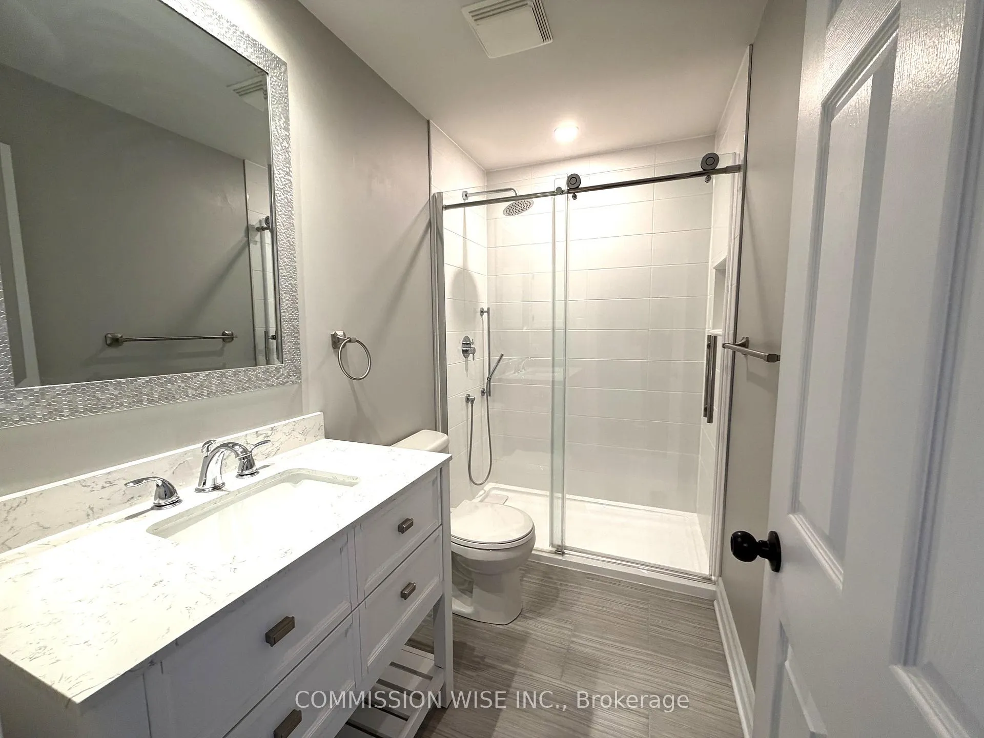 Photo 18 of 82 Carwood Circle, Ottawa, Carson Meadows — HOMEH