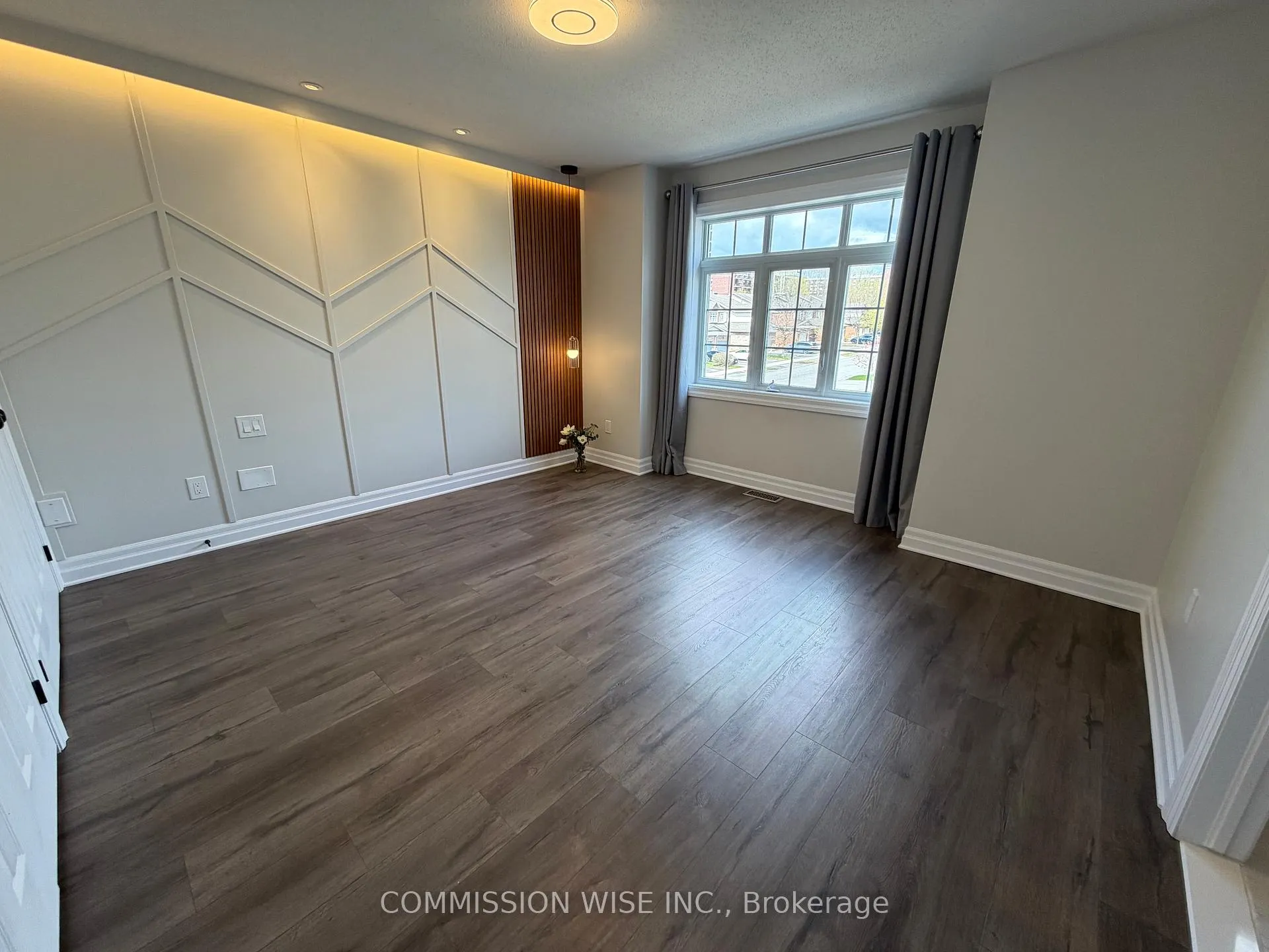 Photo 21 of 82 Carwood Circle, Ottawa, Carson Meadows — HOMEH