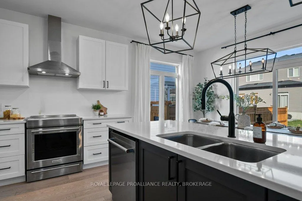 Photo 17 of 1504 Shira Drive, Kingston, City Northwest — HOMEH
