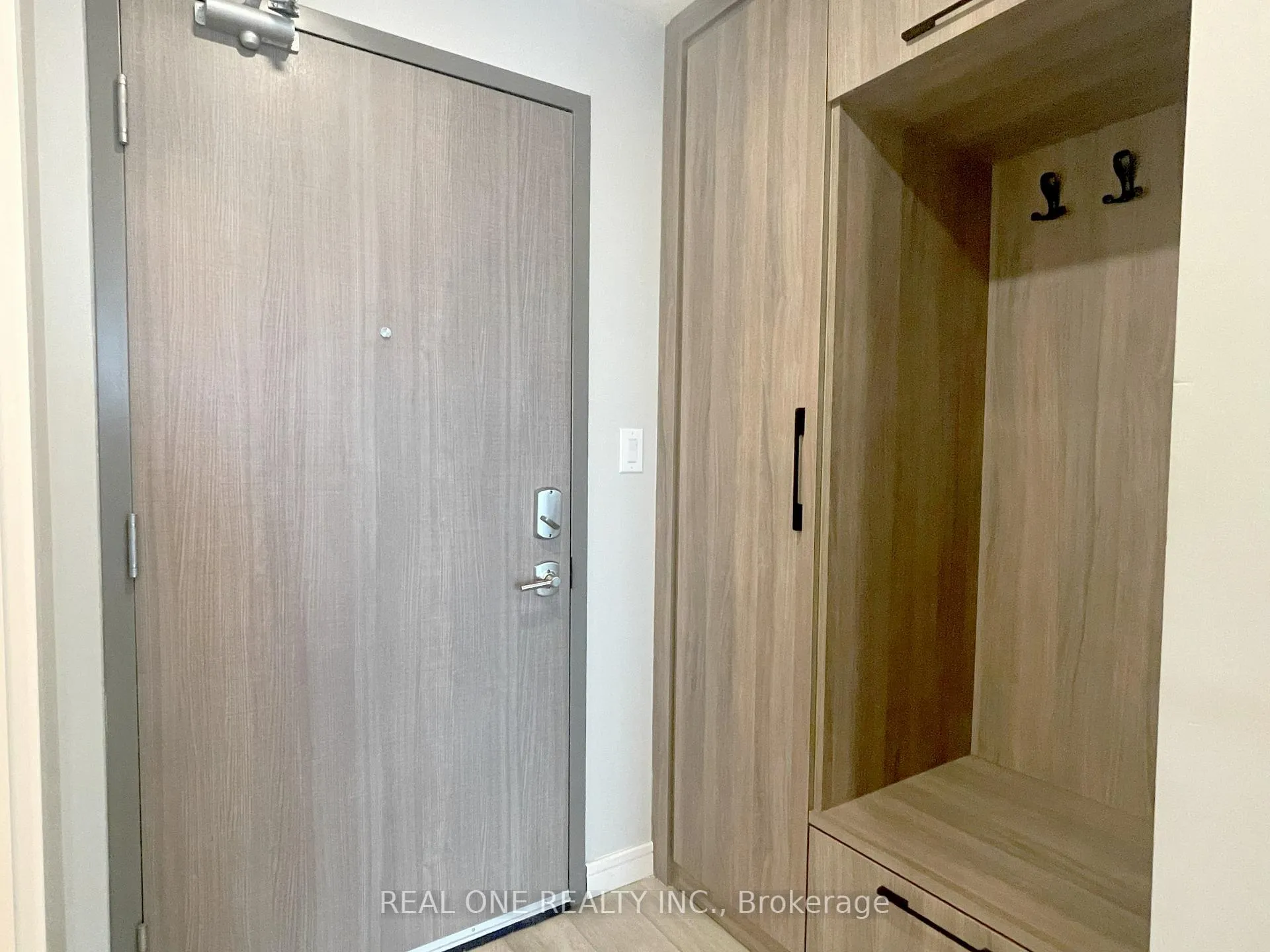 Photo 3 of Unit 2504, 20 George Street, Hamilton, Central — HOMEH