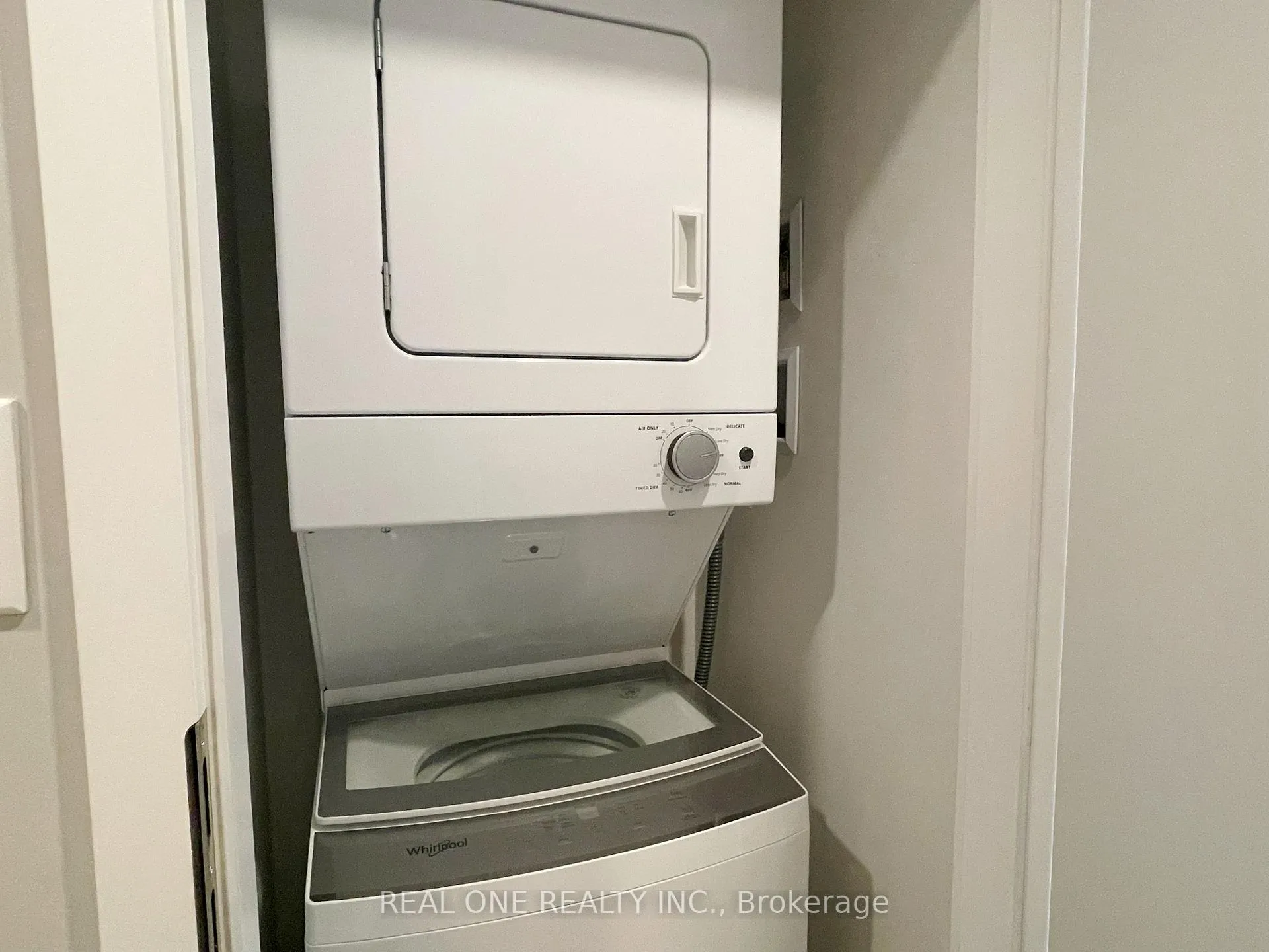 Photo 23 of Unit 2504, 20 George Street, Hamilton, Central — HOMEH