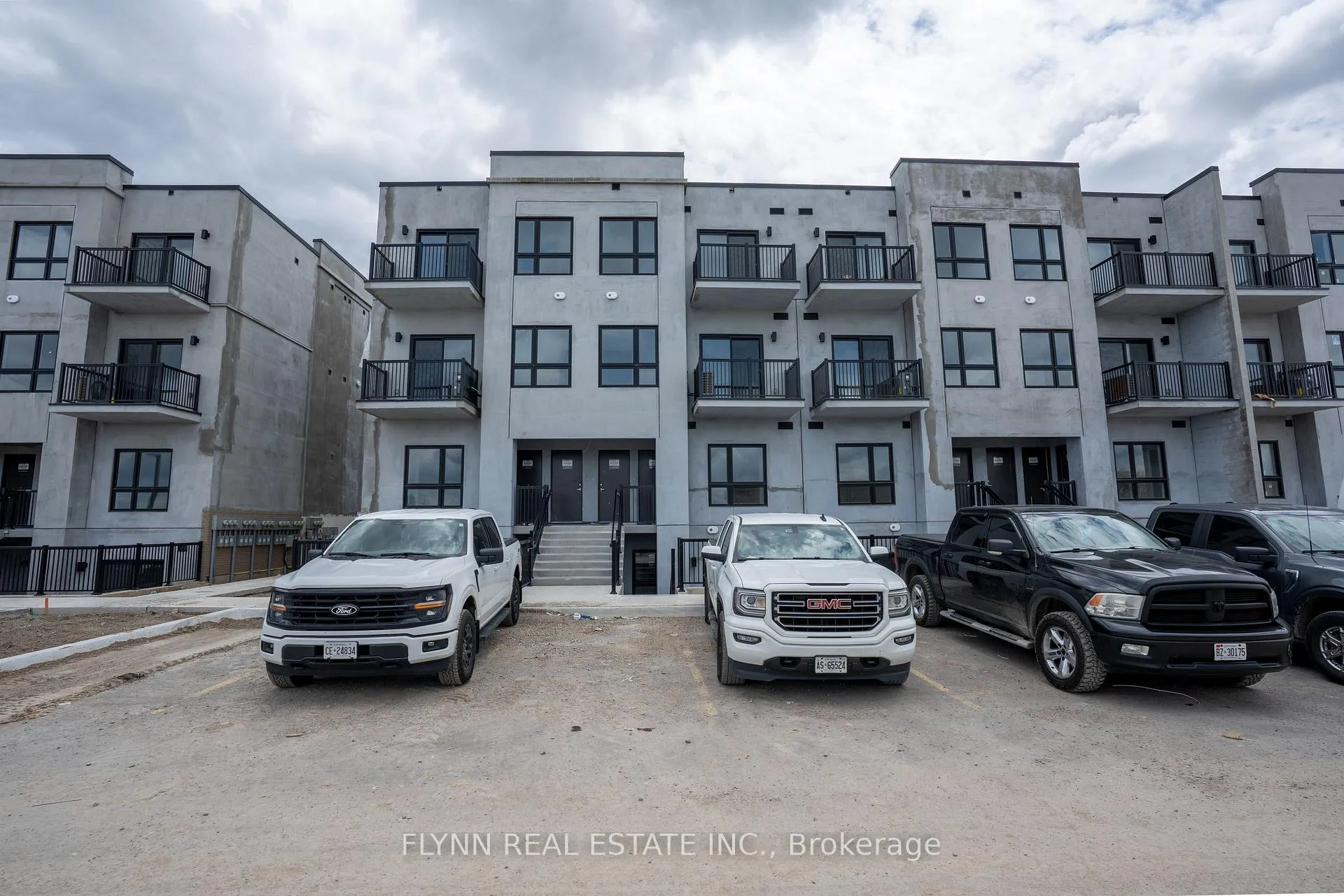 Photo 1 of Unit Q6, 25 Palace Street, Kitchener — HOMEH