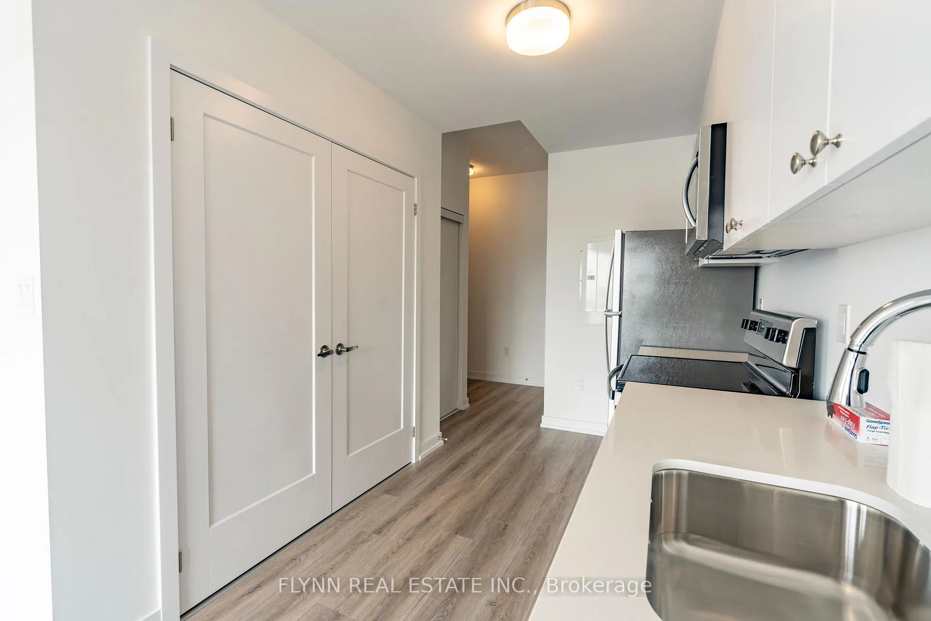 Photo 6 of Unit Q6, 25 Palace Street, Kitchener — HOMEH