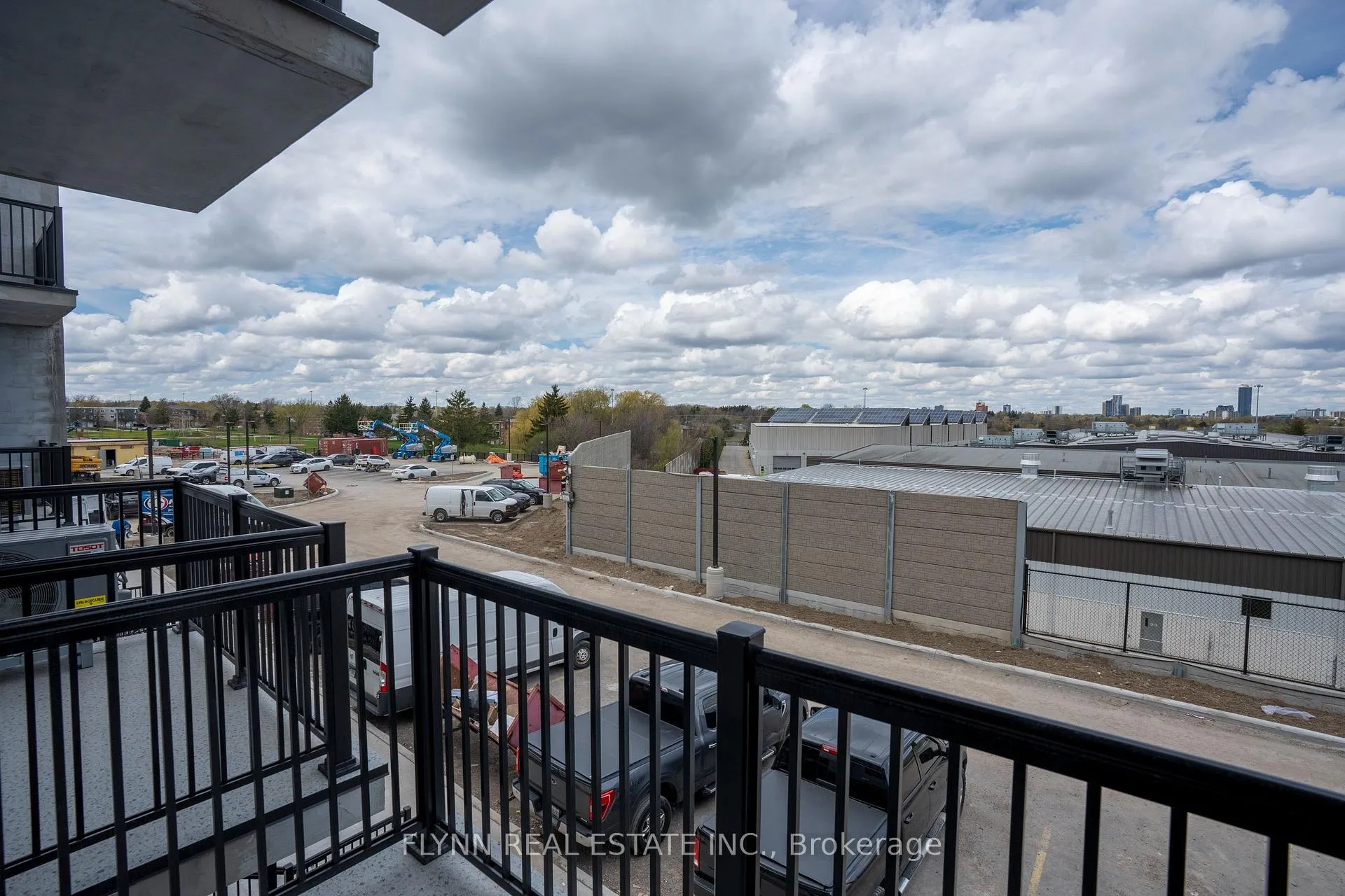 Photo 12 of Unit Q6, 25 Palace Street, Kitchener — HOMEH