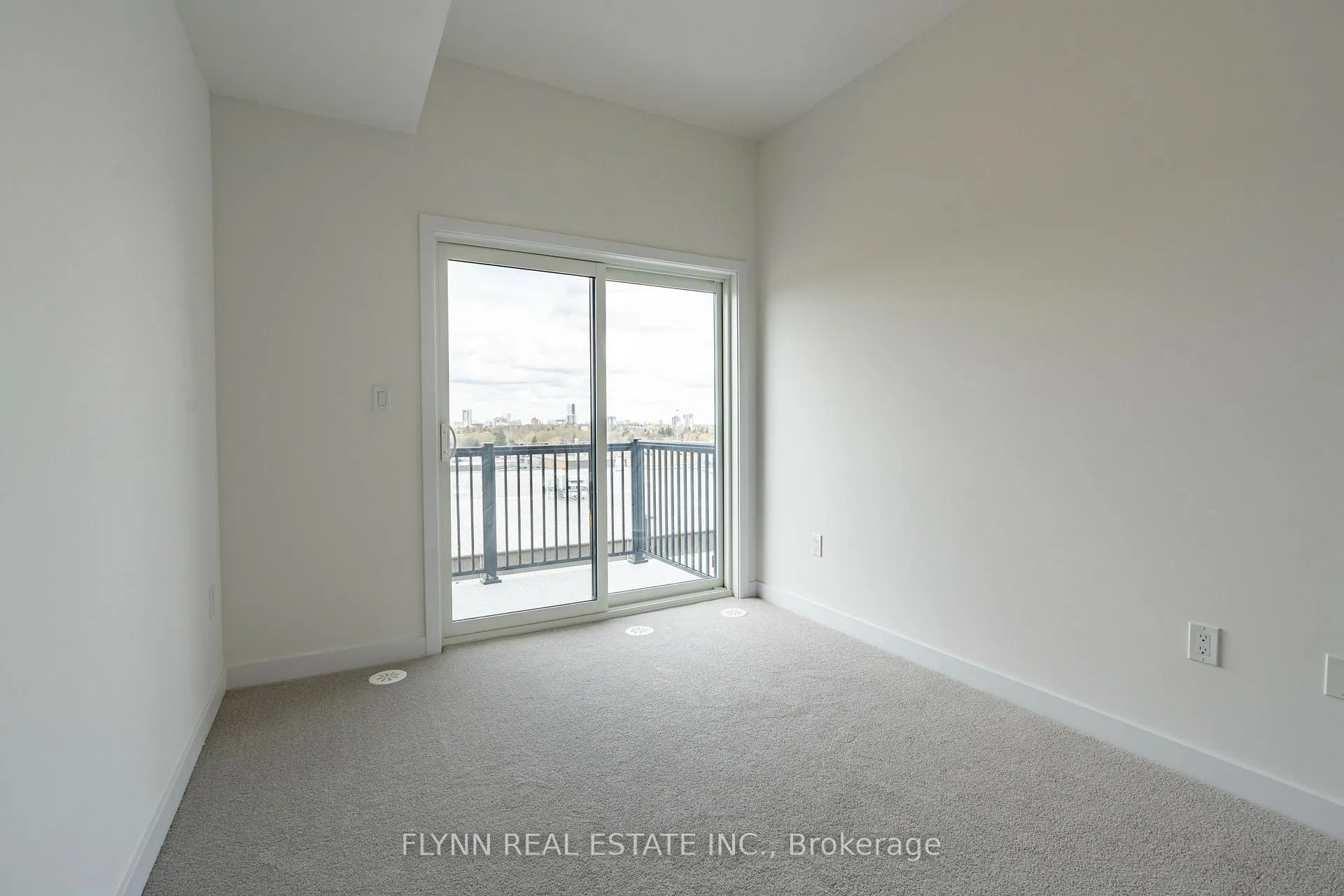 Photo 17 of Unit Q6, 25 Palace Street, Kitchener — HOMEH