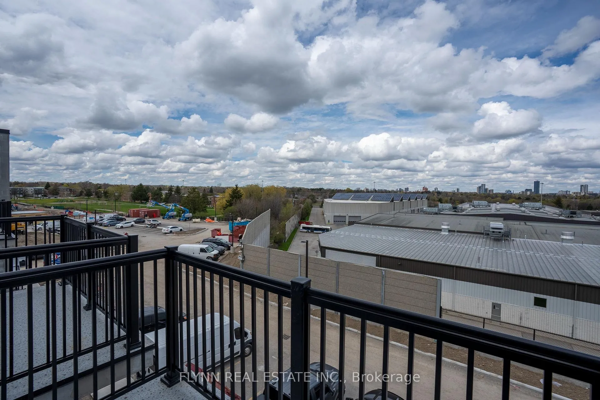 Photo 22 of Unit Q6, 25 Palace Street, Kitchener — HOMEH