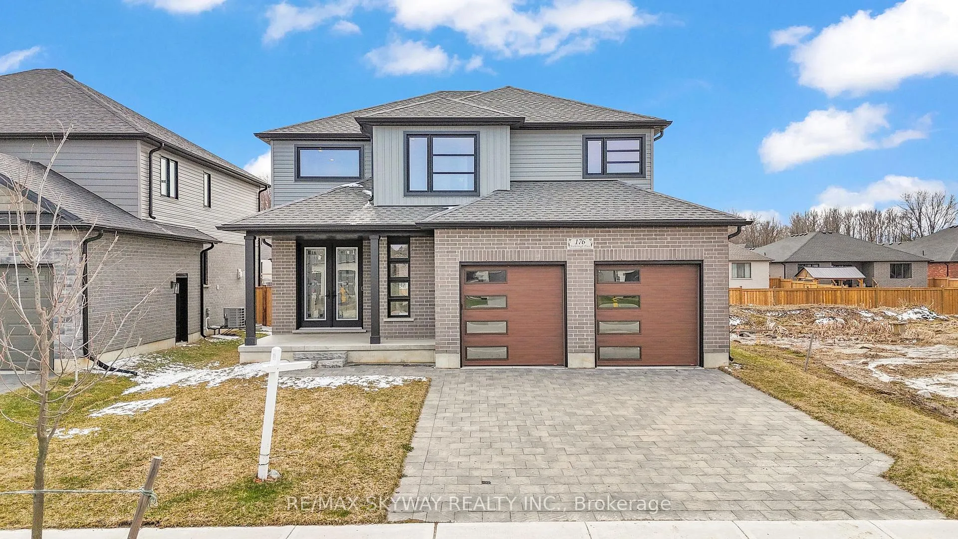Photo 1 of 176 Foxborough Place, Thames Centre, Thorndale — HOMEH