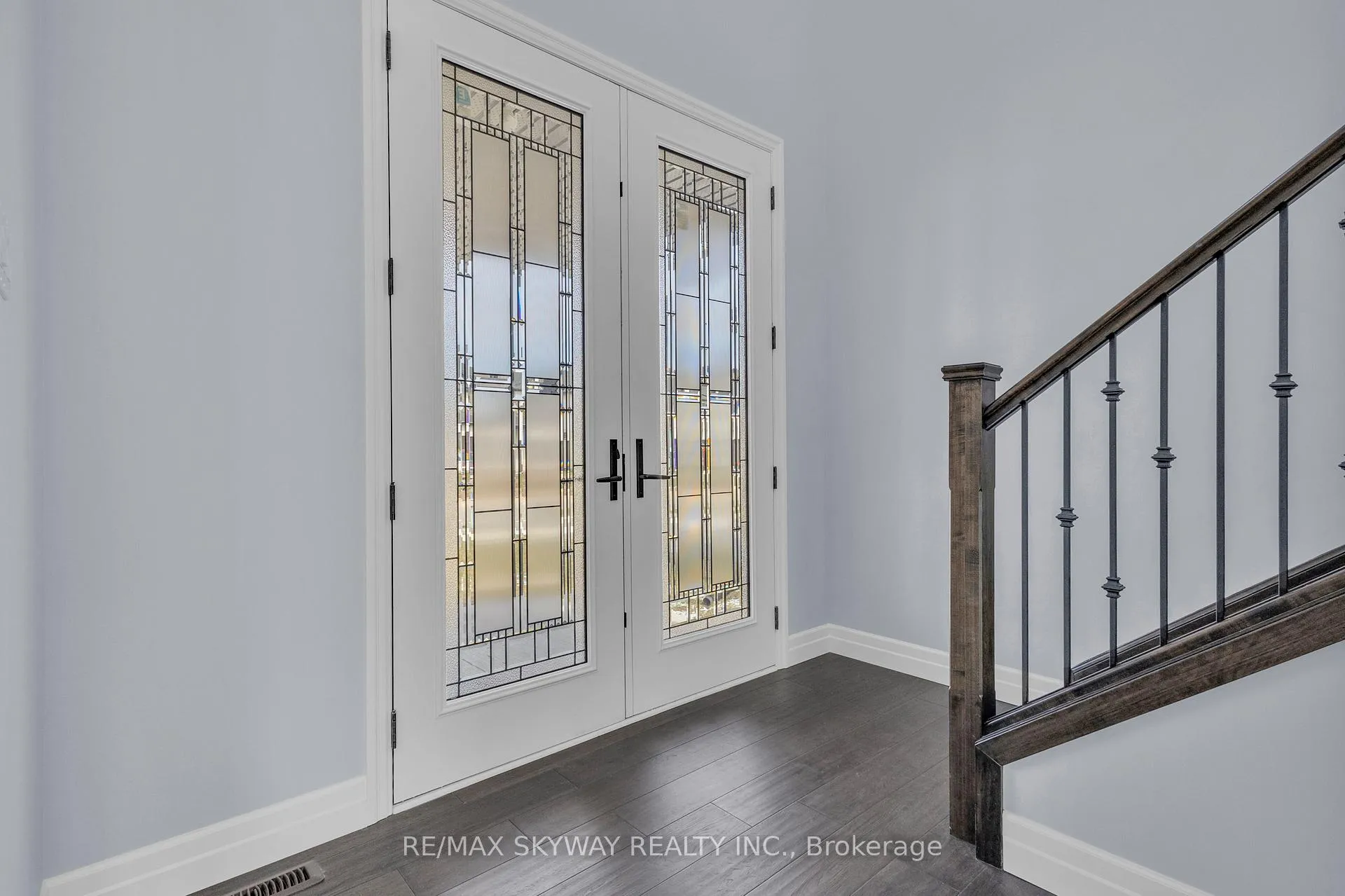 Photo 7 of 176 Foxborough Place, Thames Centre, Thorndale — HOMEH