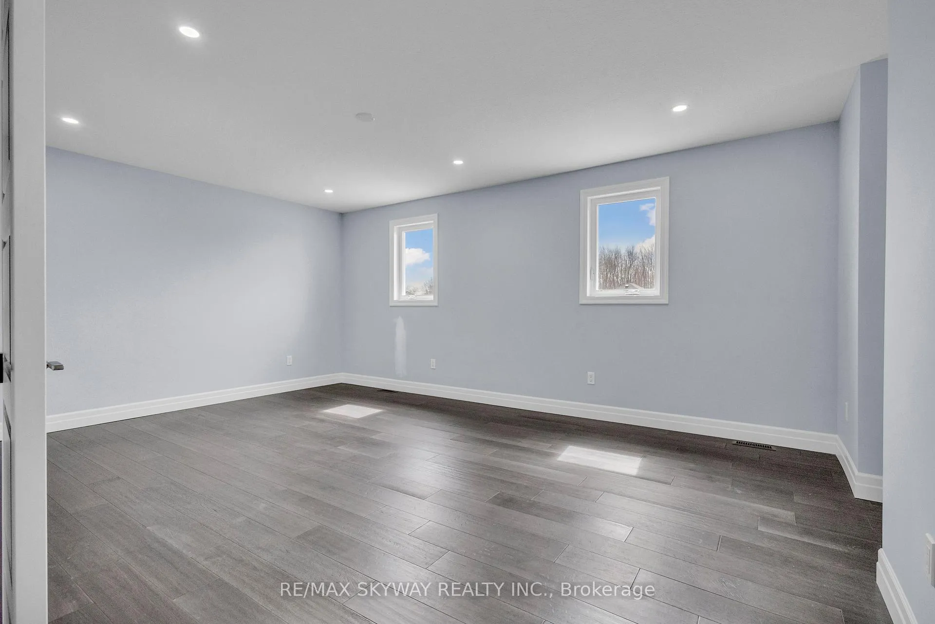 Photo 15 of 176 Foxborough Place, Thames Centre, Thorndale — HOMEH