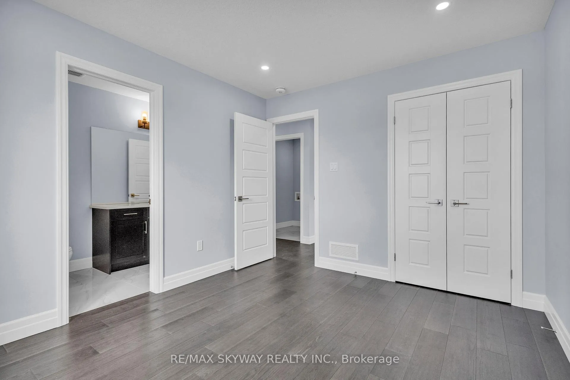 Photo 16 of 176 Foxborough Place, Thames Centre, Thorndale — HOMEH