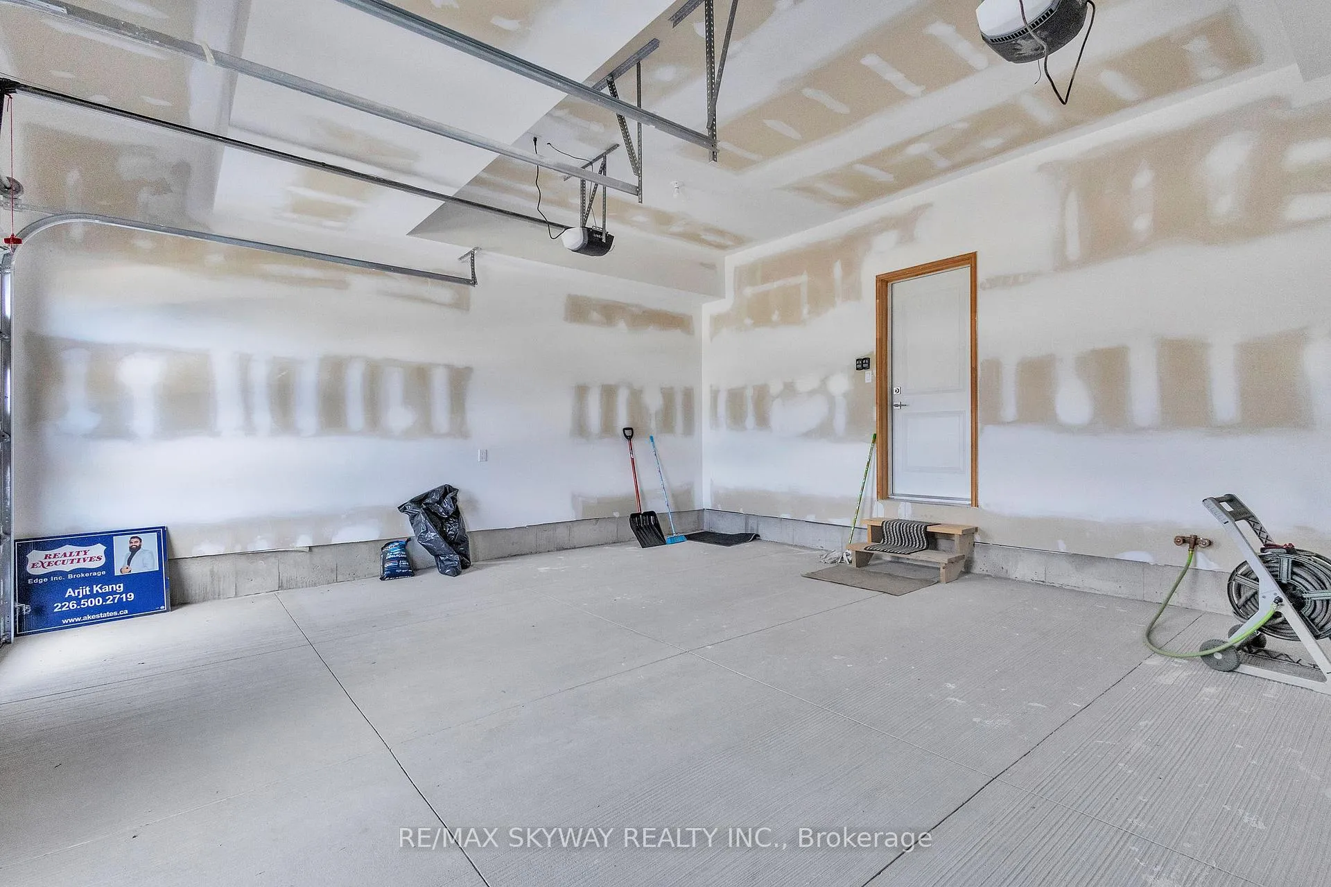 Photo 22 of 176 Foxborough Place, Thames Centre, Thorndale — HOMEH