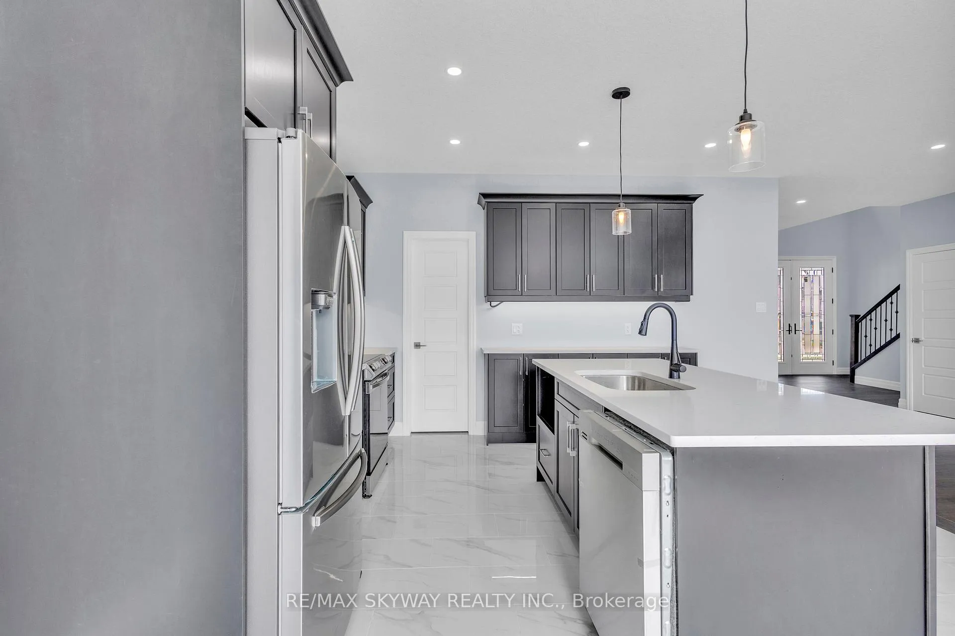 Photo 31 of 176 Foxborough Place, Thames Centre, Thorndale — HOMEH