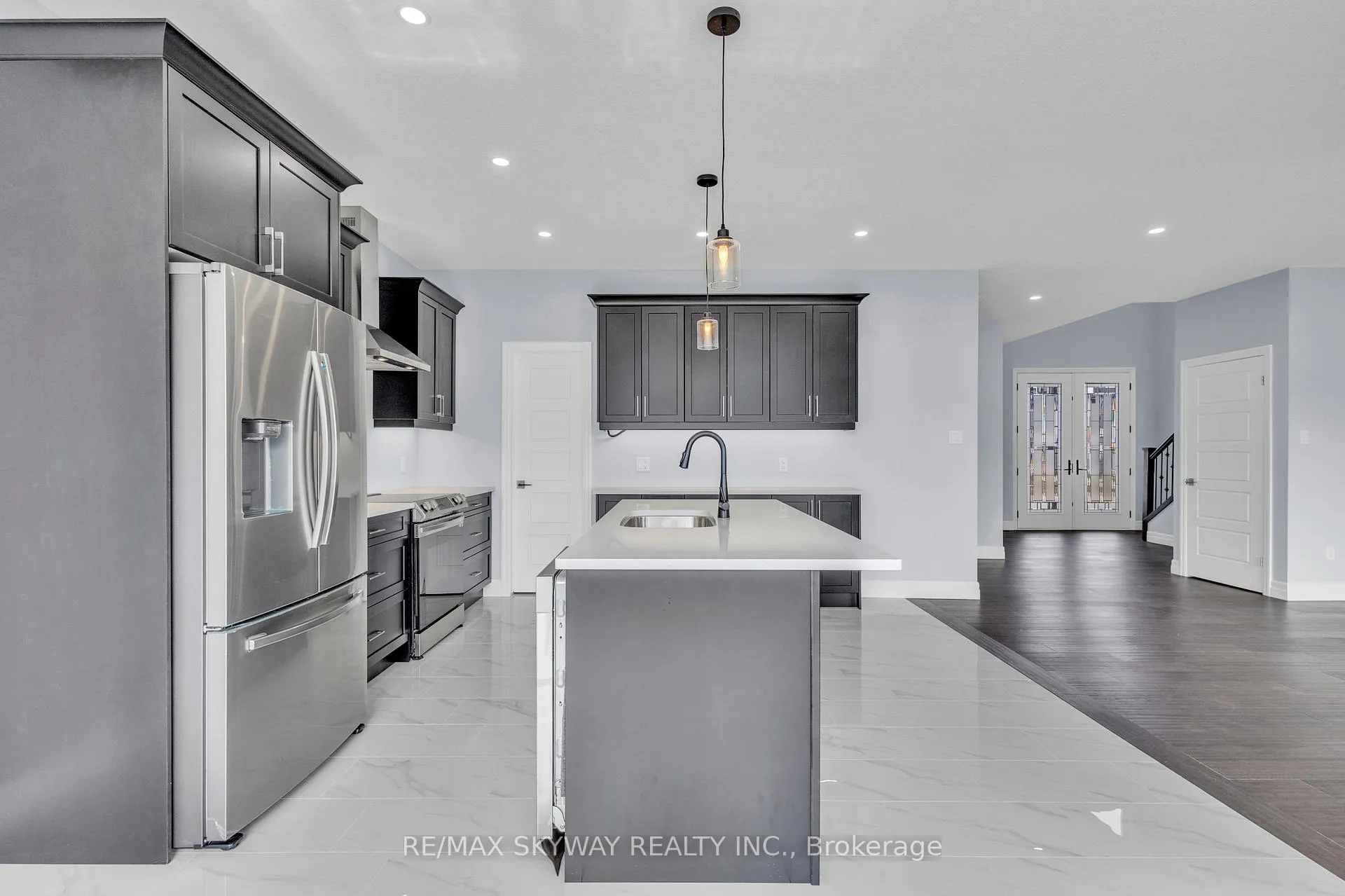 Photo 36 of 176 Foxborough Place, Thames Centre, Thorndale — HOMEH