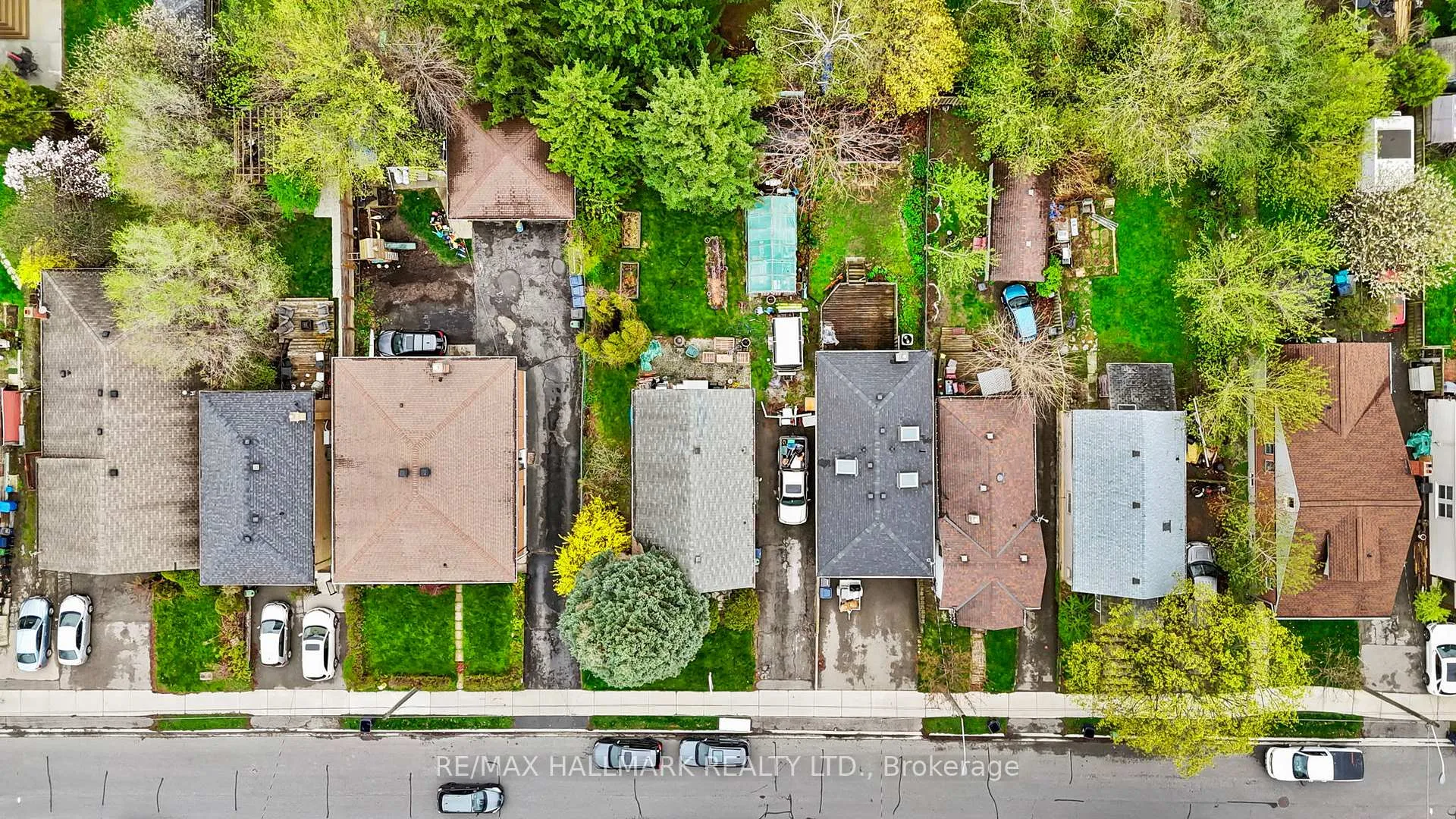 Photo 2 of 65 Fortieth Street, Etobicoke, Long Branch — HOMEH