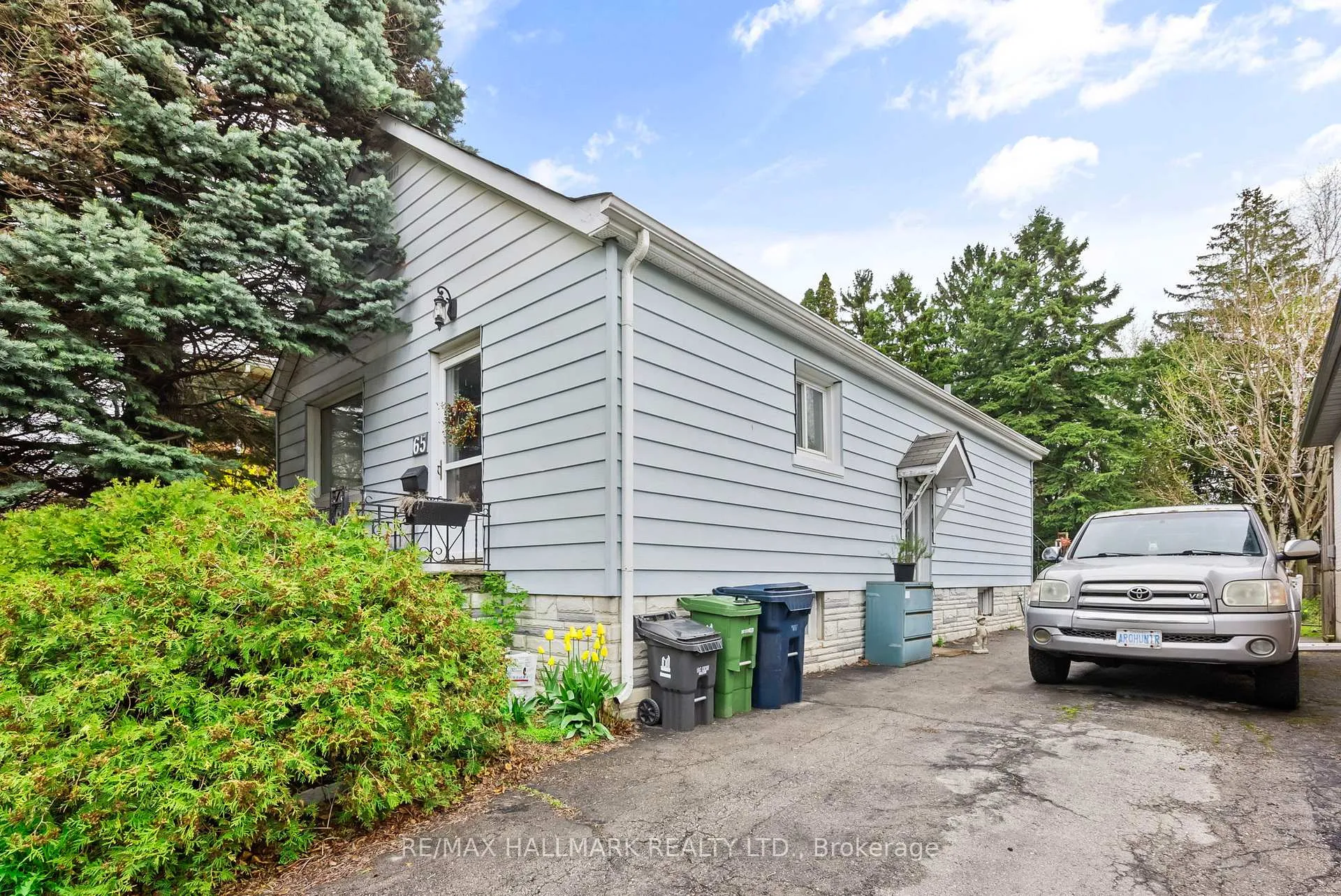 Photo 13 of 65 Fortieth Street, Etobicoke, Long Branch — HOMEH