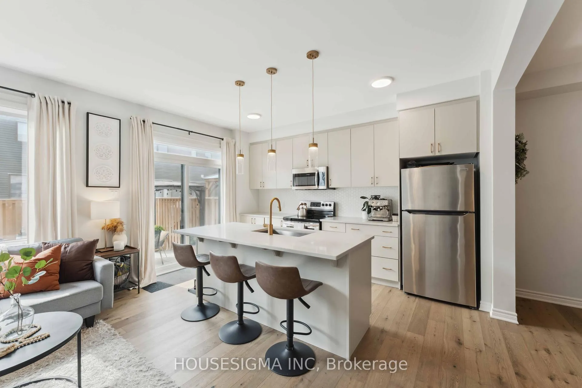 Photo 10 of 48 Bermondsey Way, Ottawa, Stittsville (North) — HOMEH