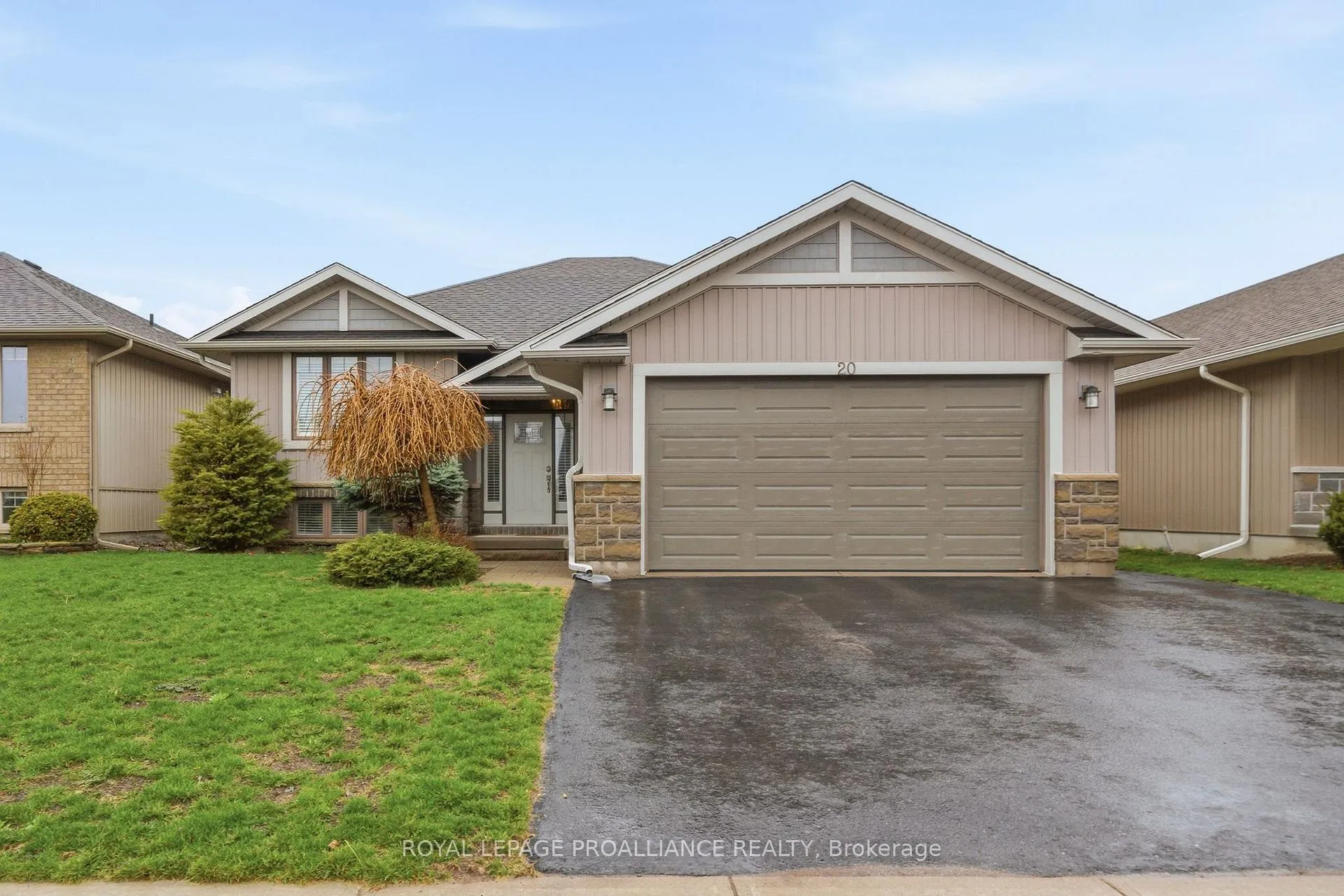 Photo 1 of 20 Butternut Court, Belleville, Belleville Ward — HOMEH