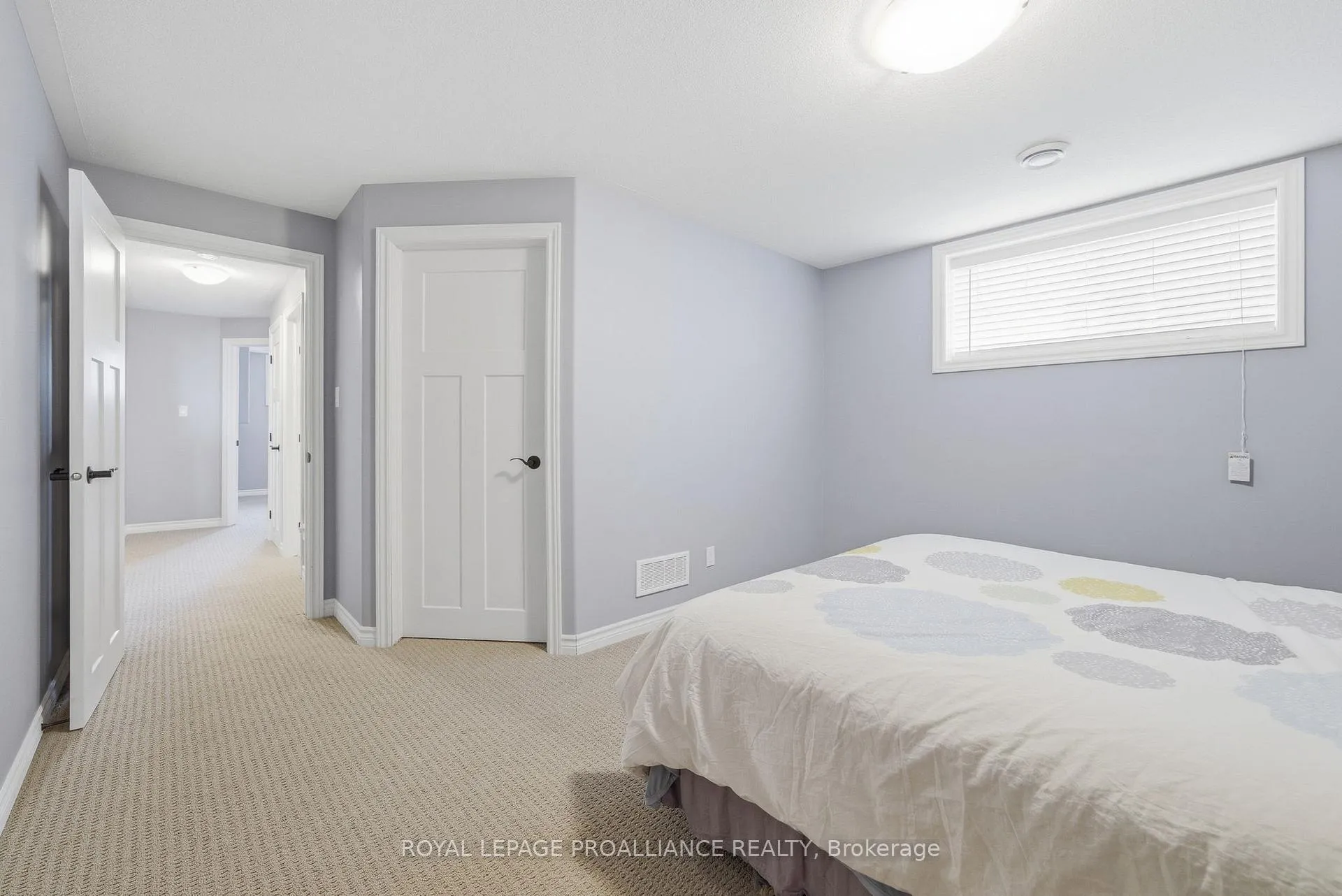 Photo 37 of 20 Butternut Court, Belleville, Belleville Ward — HOMEH