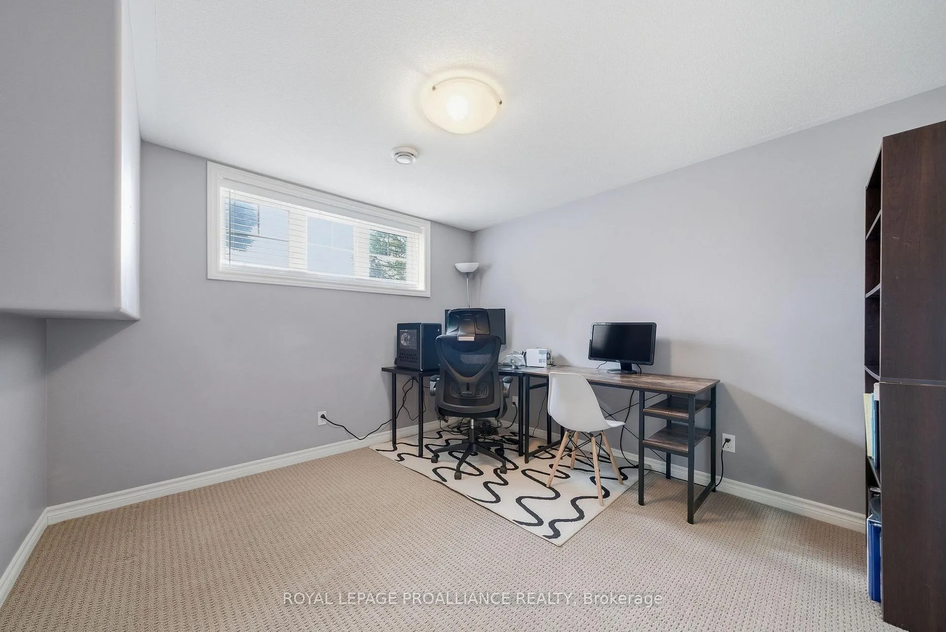 Photo 38 of 20 Butternut Court, Belleville, Belleville Ward — HOMEH