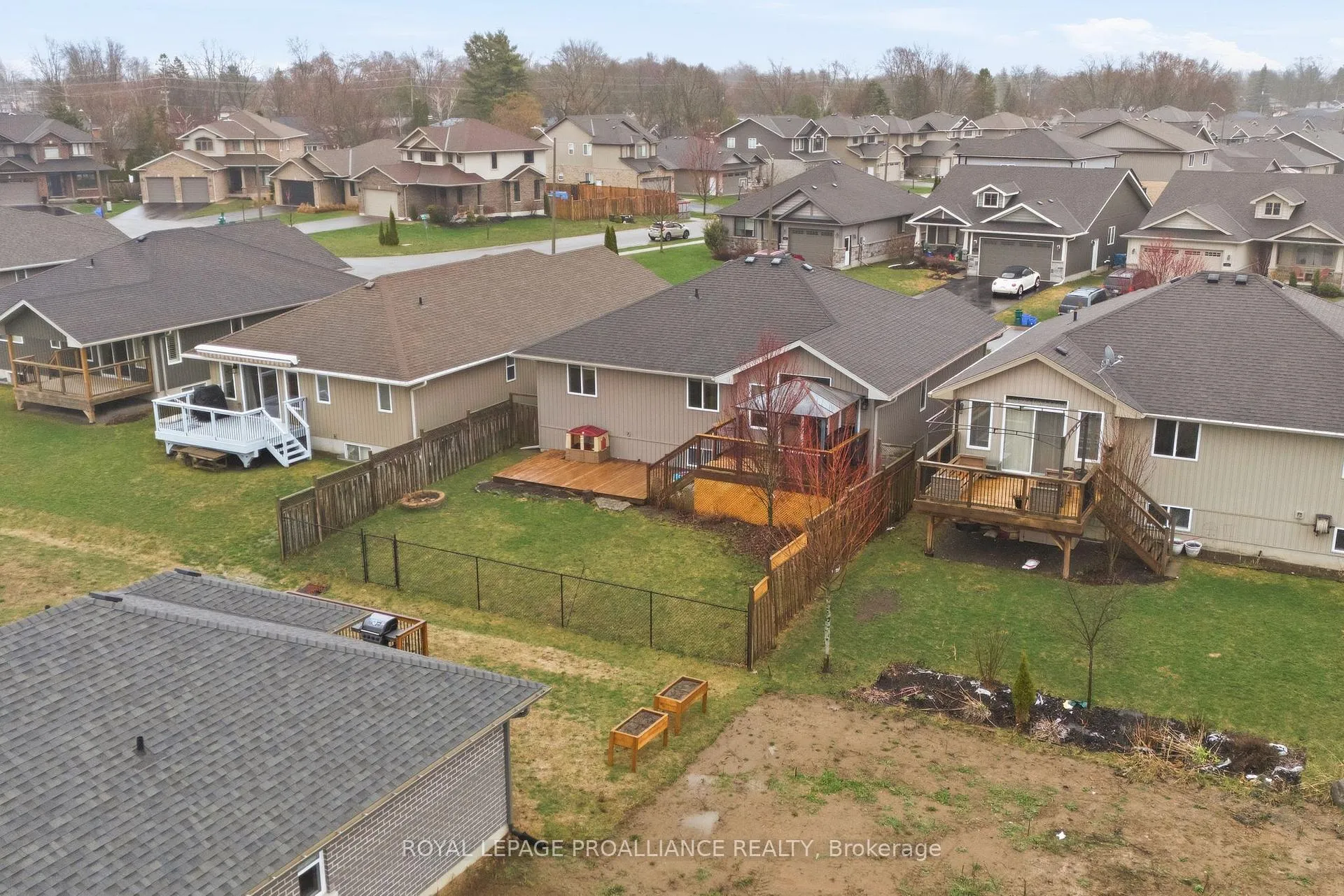 Photo 47 of 20 Butternut Court, Belleville, Belleville Ward — HOMEH