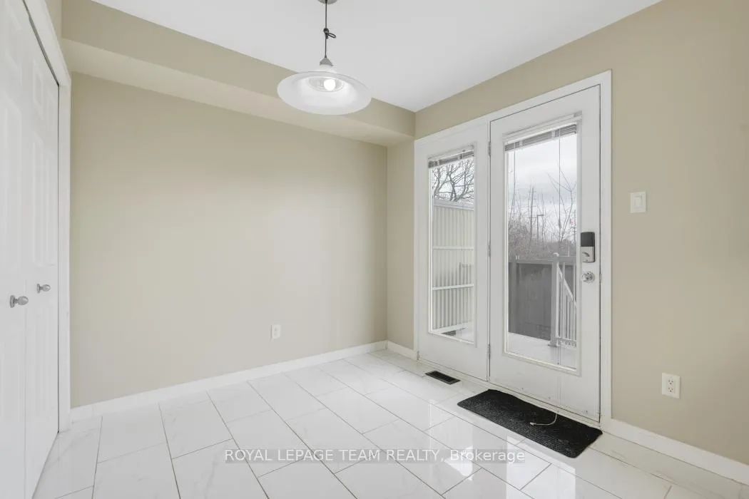 Photo 11 of Unit 136, 1512 Walkley Road, Ottawa, Heron Gate/Industrial Park — HOMEH