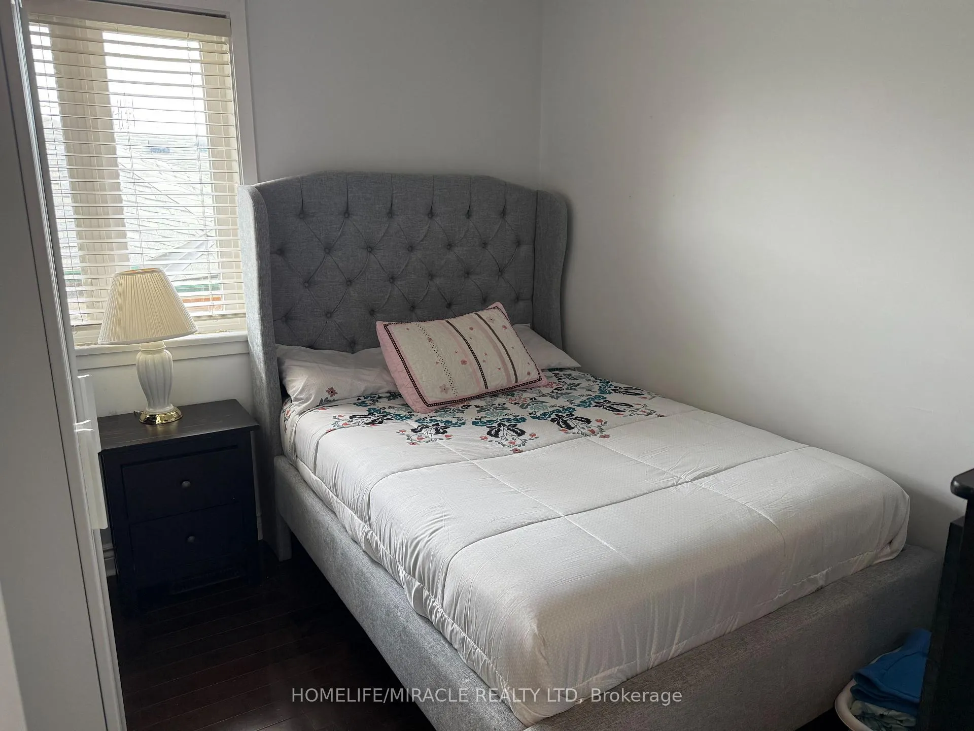 Photo 5 of 84 Shendale Drive, Etobicoke, Elms-Old Rexdale — HOMEH