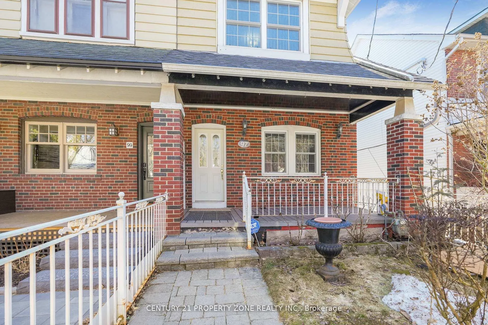 Photo 4 of 97 Sparkhall Avenue, Toronto, North Riverdale — HOMEH