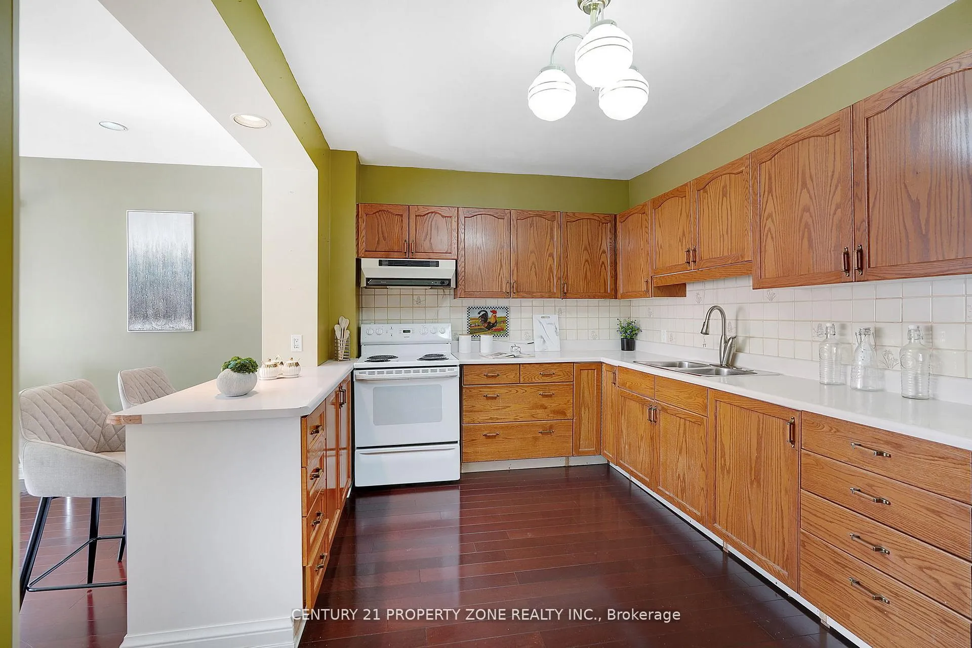 Photo 7 of 97 Sparkhall Avenue, Toronto, North Riverdale — HOMEH