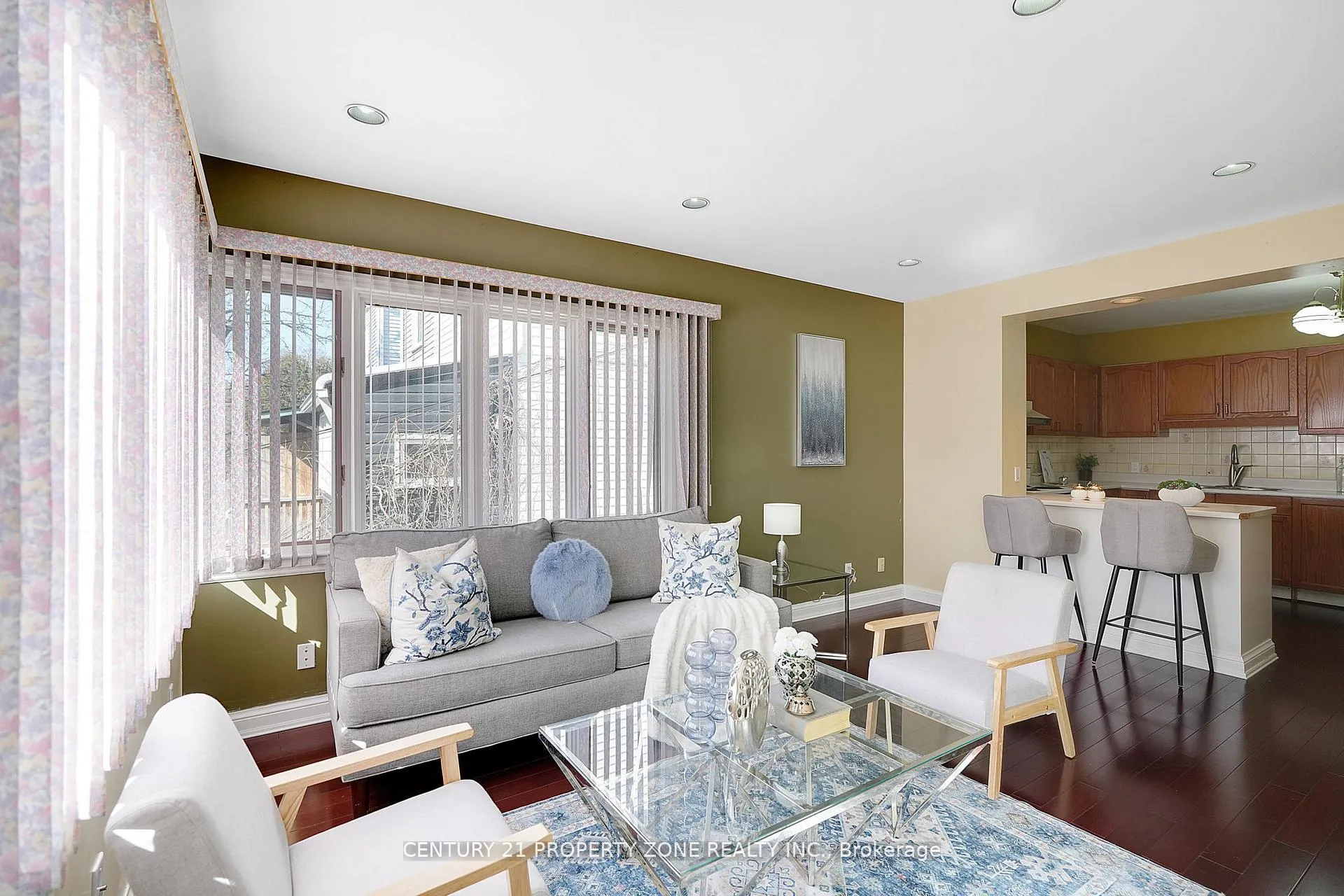 Photo 10 of 97 Sparkhall Avenue, Toronto, North Riverdale — HOMEH