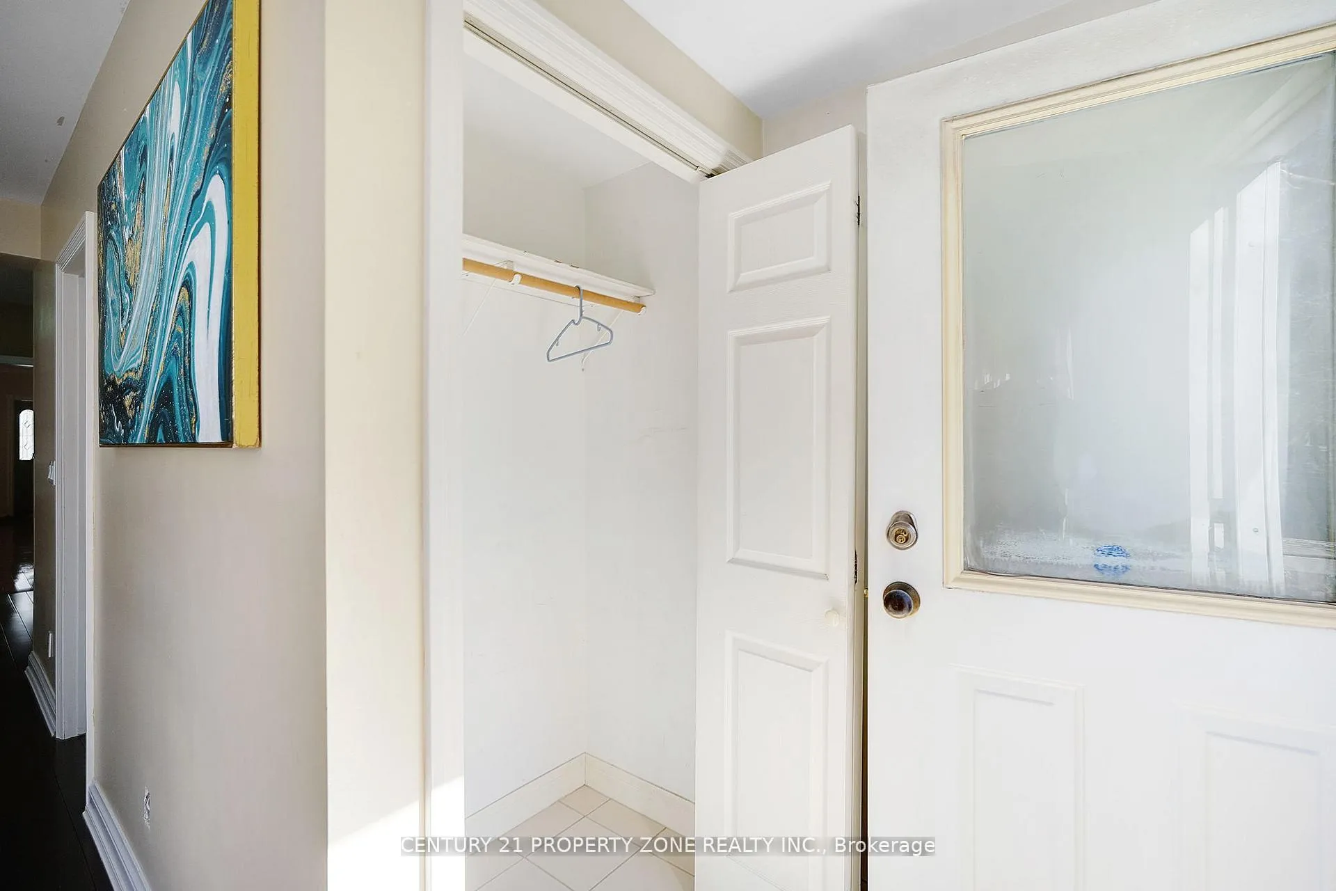 Photo 11 of 97 Sparkhall Avenue, Toronto, North Riverdale — HOMEH