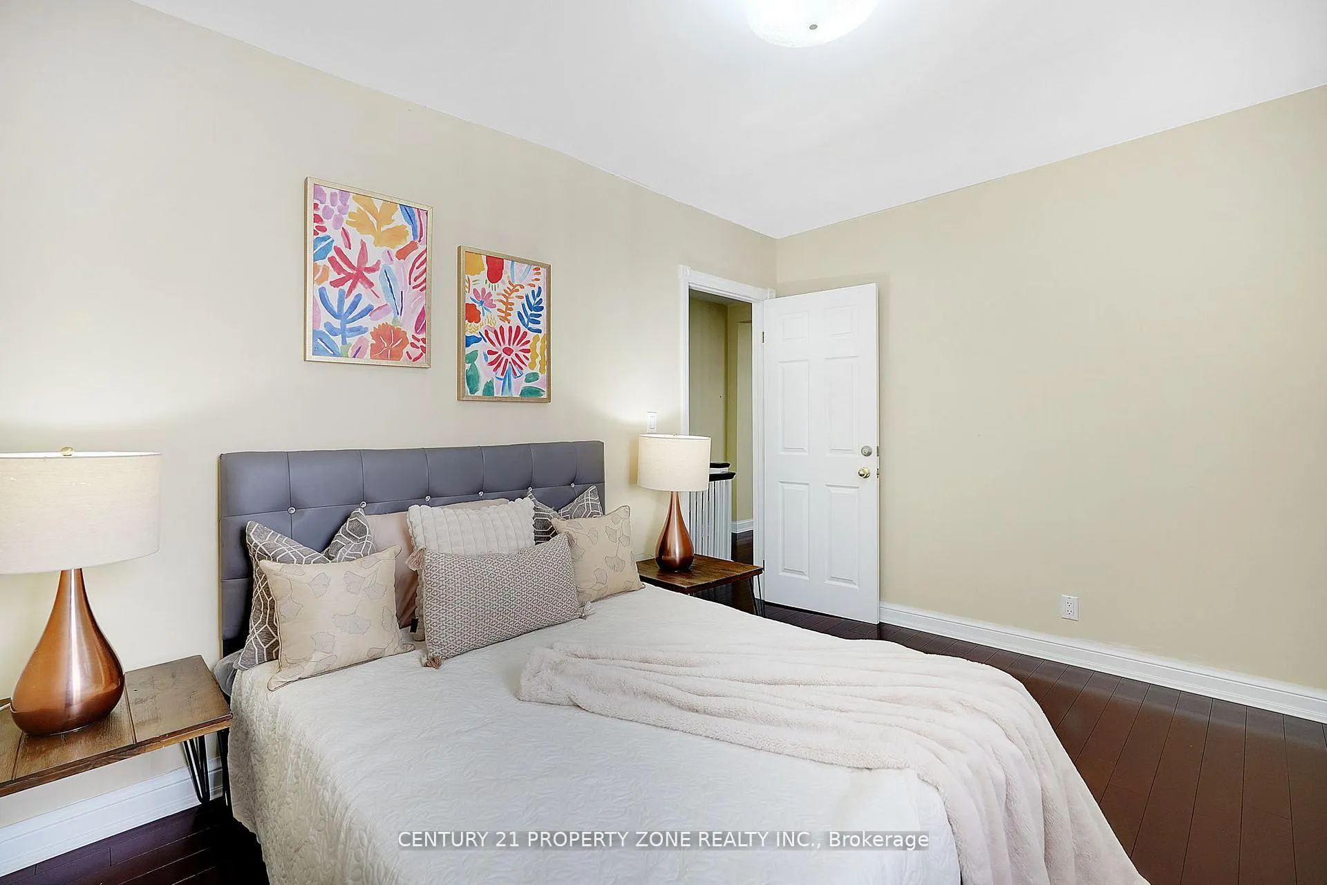 Photo 18 of 97 Sparkhall Avenue, Toronto, North Riverdale — HOMEH