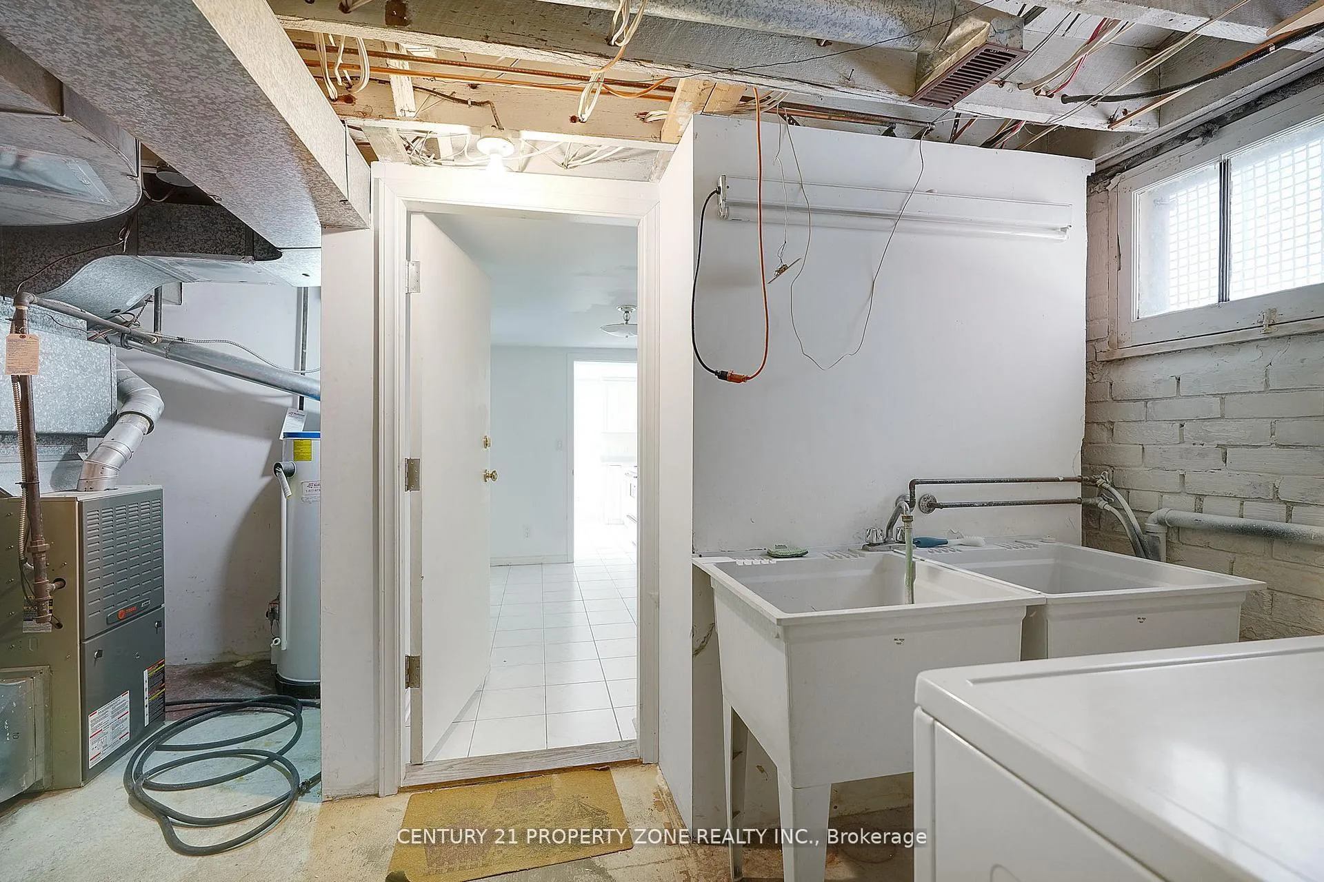 Photo 35 of 97 Sparkhall Avenue, Toronto, North Riverdale — HOMEH