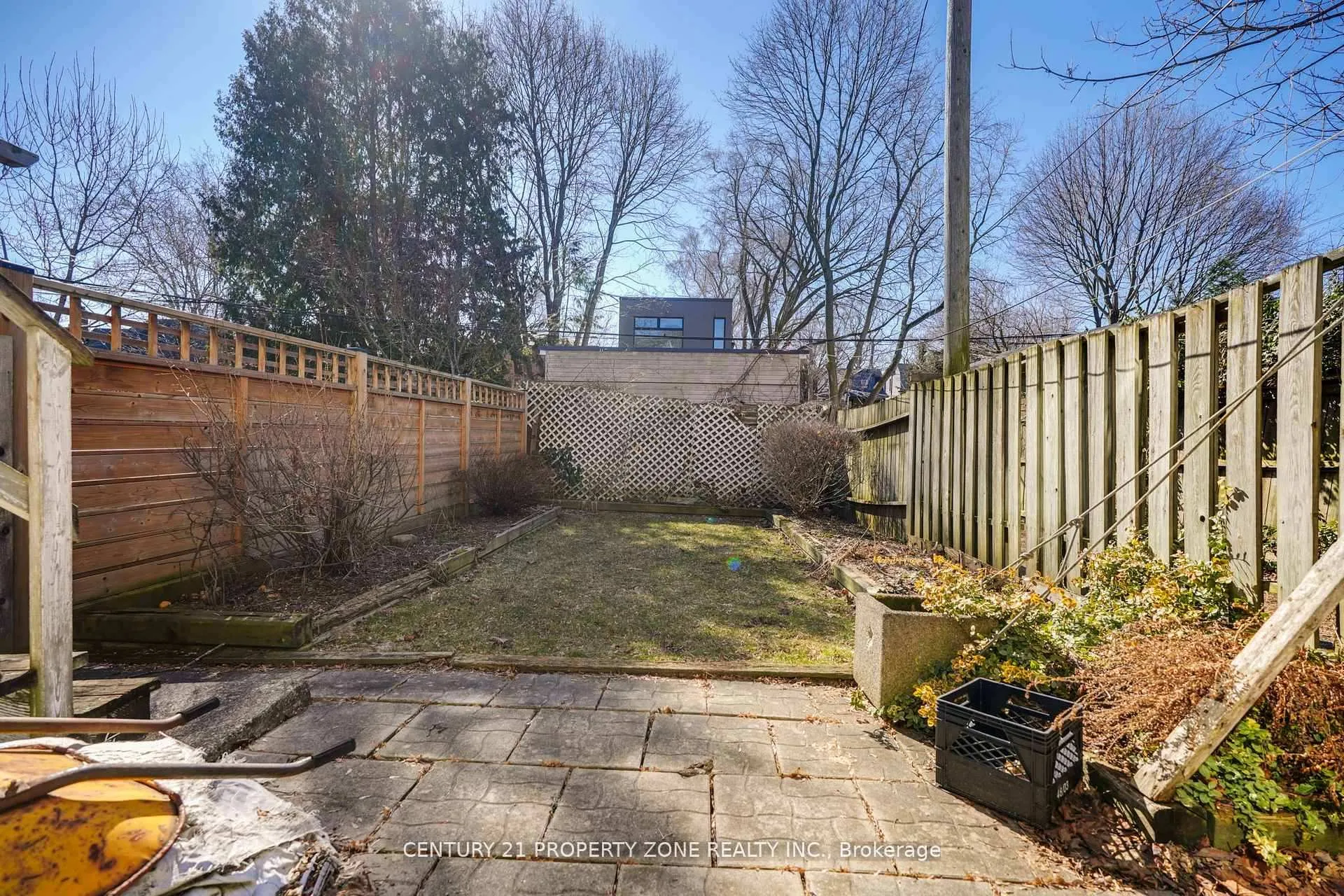 Photo 37 of 97 Sparkhall Avenue, Toronto, North Riverdale — HOMEH