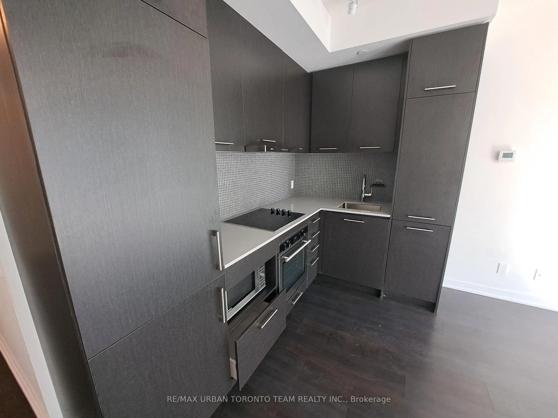 Photo 5 of Unit 3613, 87 Peter Street, Toronto, Waterfront Communities — HOMEH