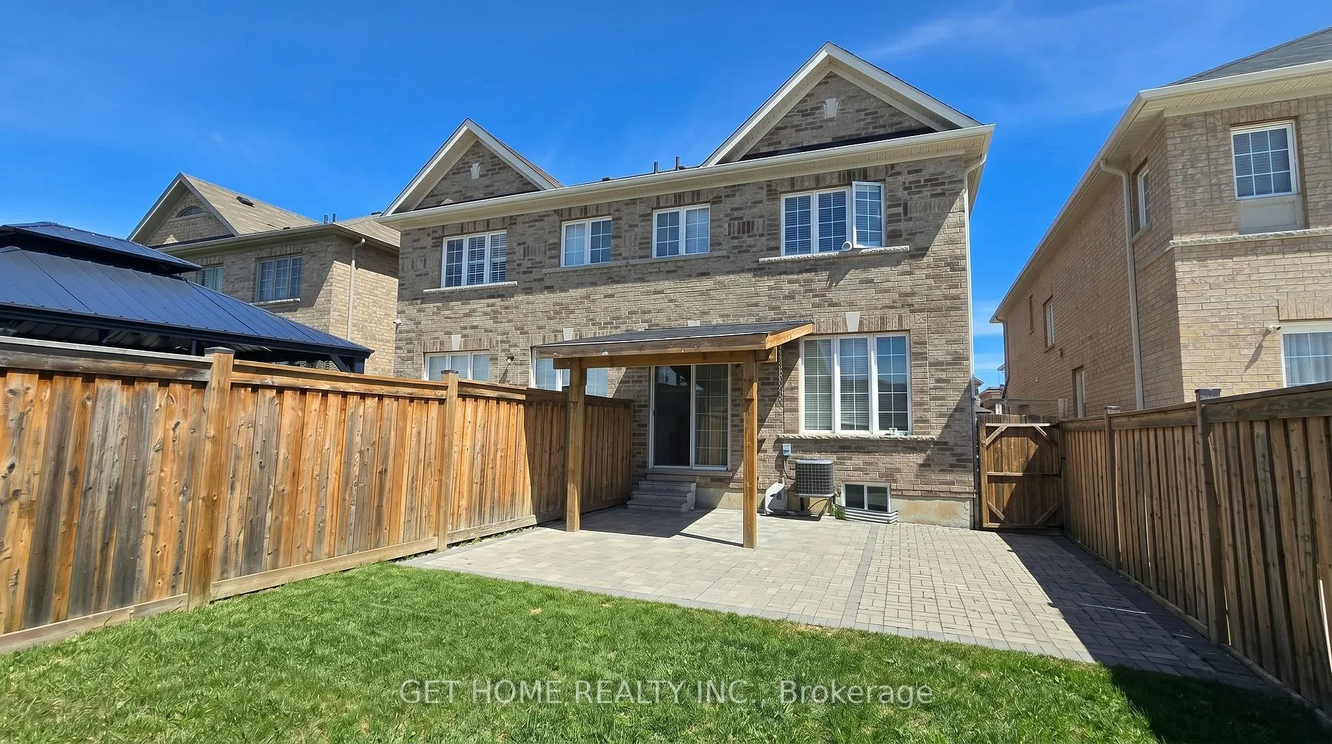 Photo 7 of 50 Speedwell Street, Brampton, Credit Valley — HOMEH
