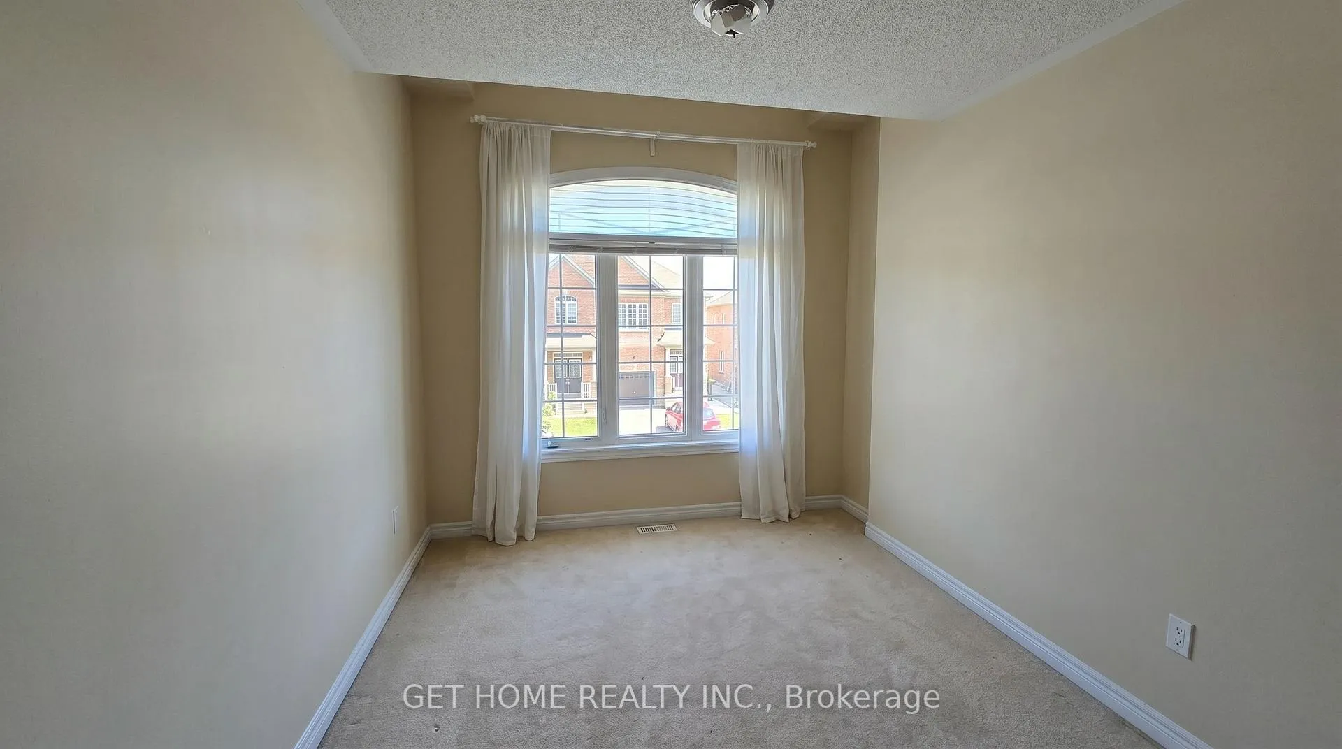 Photo 12 of 50 Speedwell Street, Brampton, Credit Valley — HOMEH