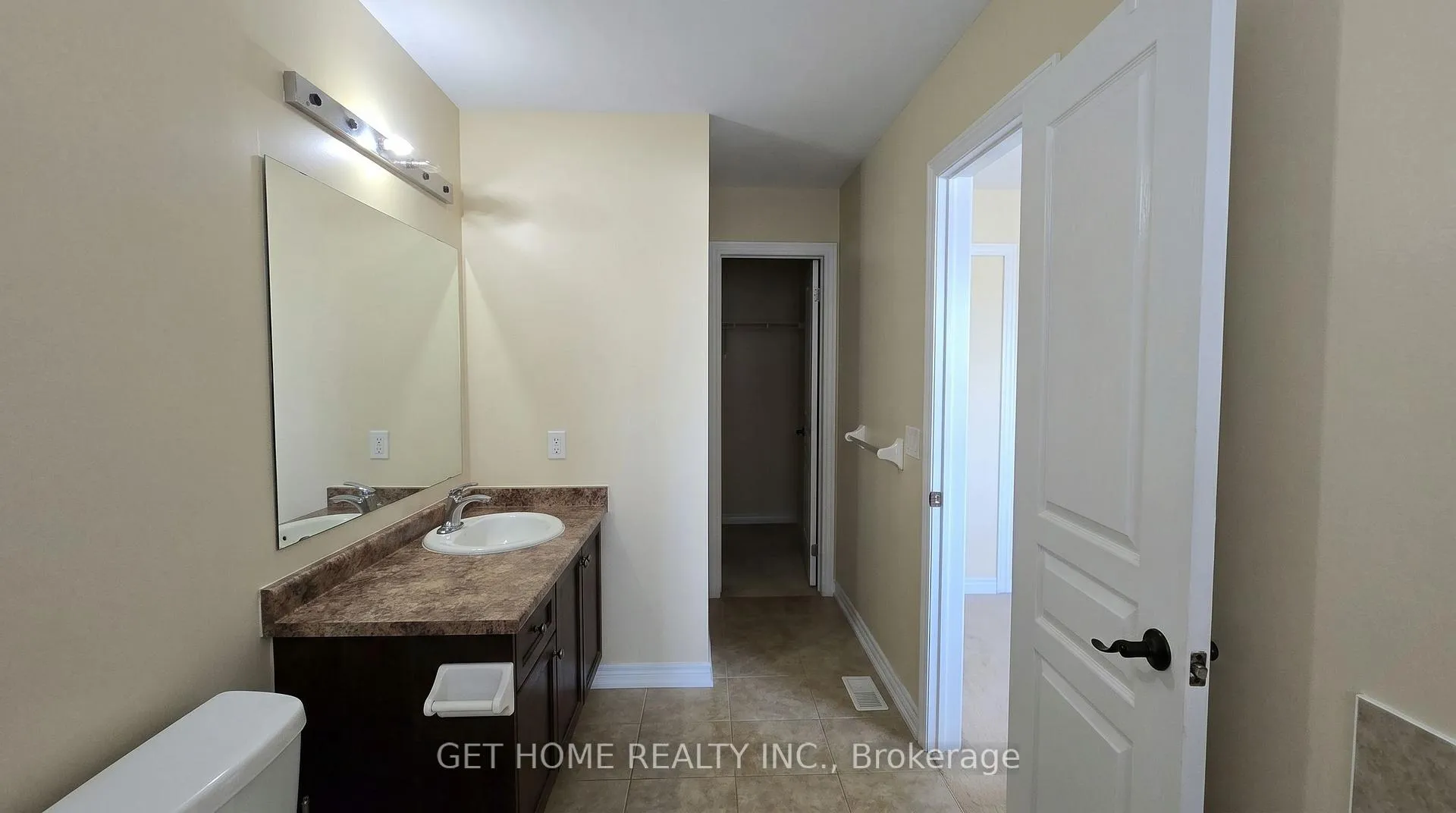 Photo 16 of 50 Speedwell Street, Brampton, Credit Valley — HOMEH