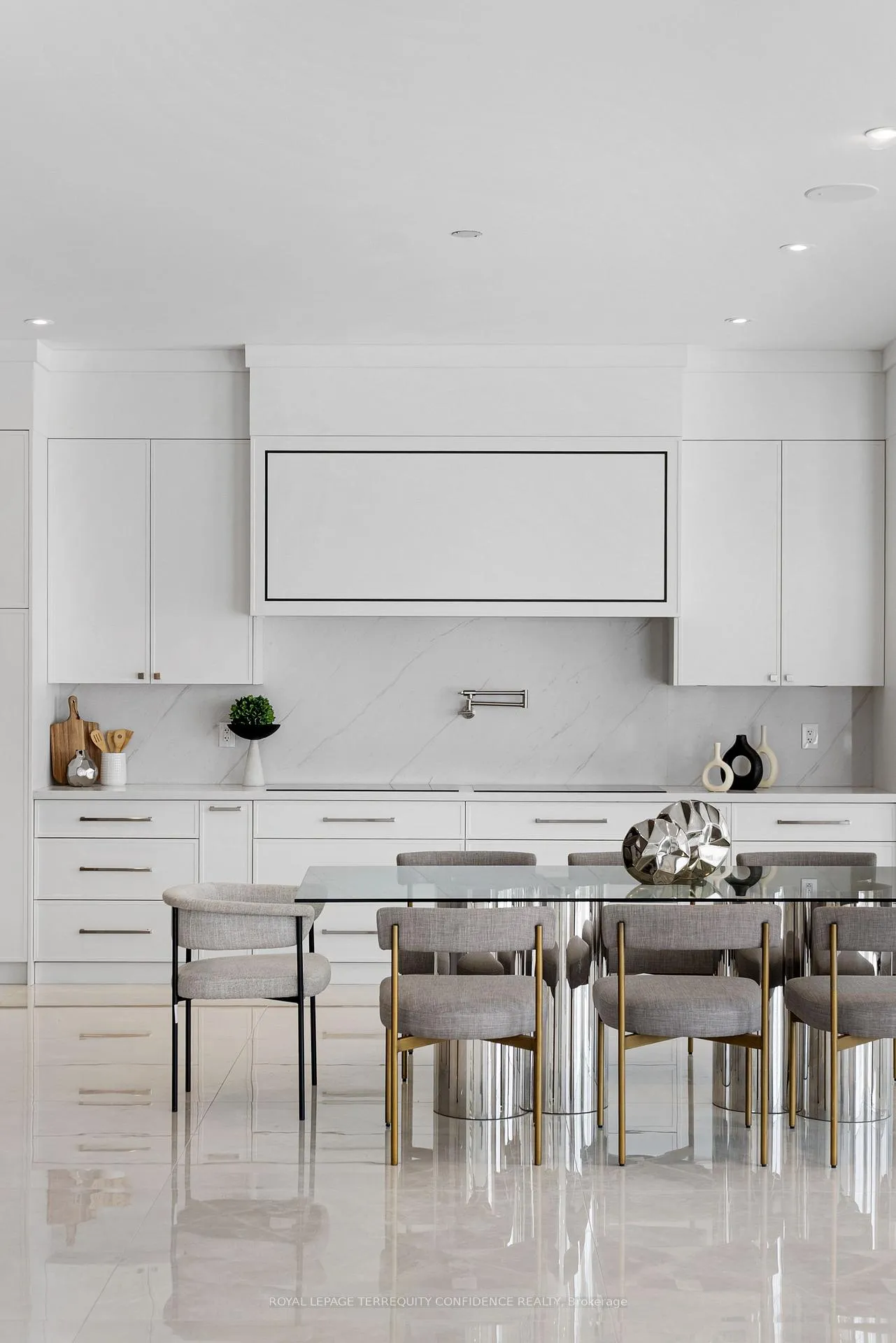 Photo 8 of 85 Crestwood Road, Vaughan, Crestwood-Springfarm-Yorkhill — HOMEH