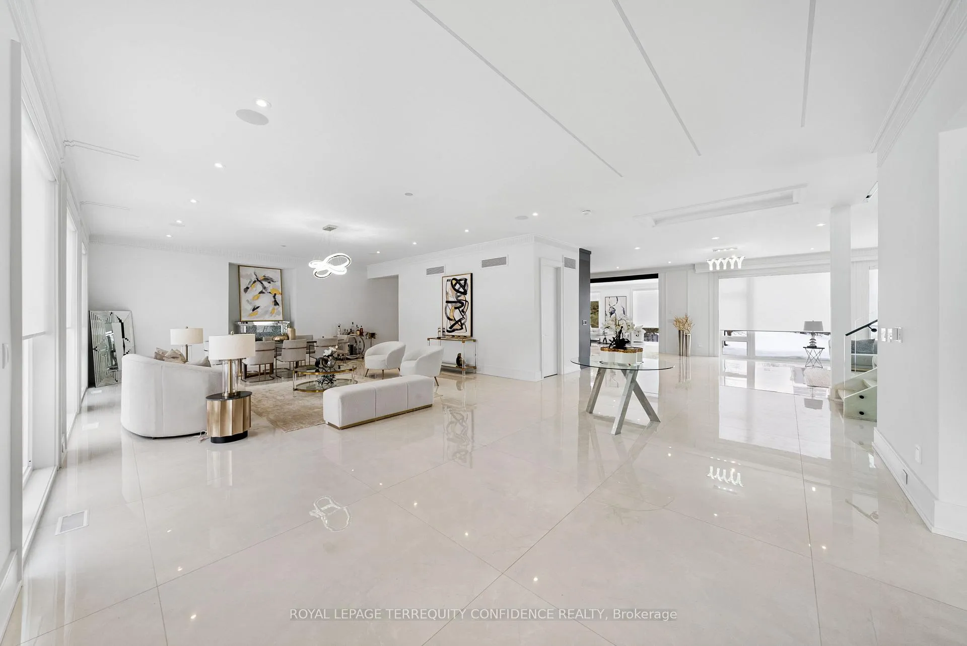 Photo 21 of 85 Crestwood Road, Vaughan, Crestwood-Springfarm-Yorkhill — HOMEH