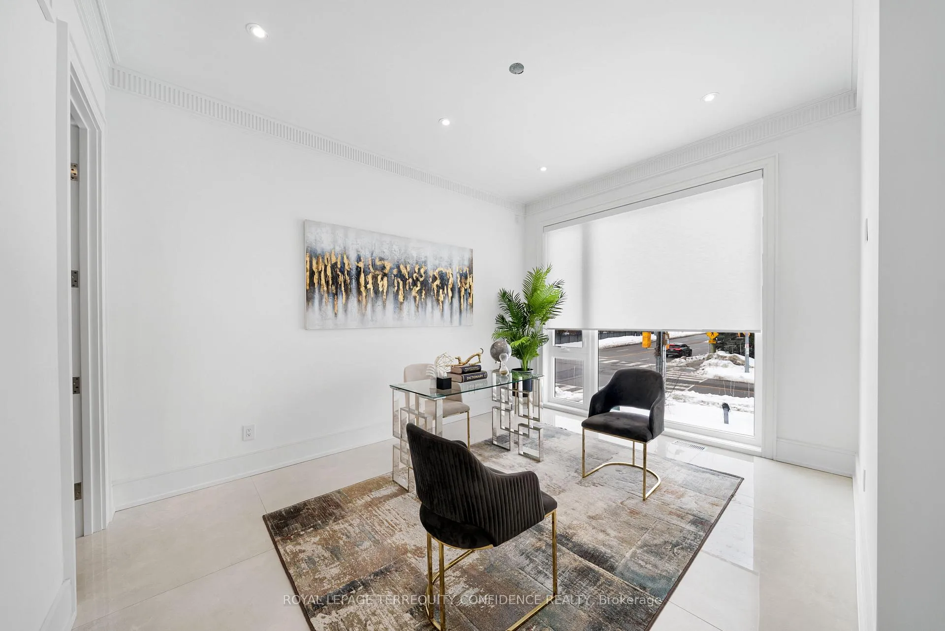 Photo 24 of 85 Crestwood Road, Vaughan, Crestwood-Springfarm-Yorkhill — HOMEH