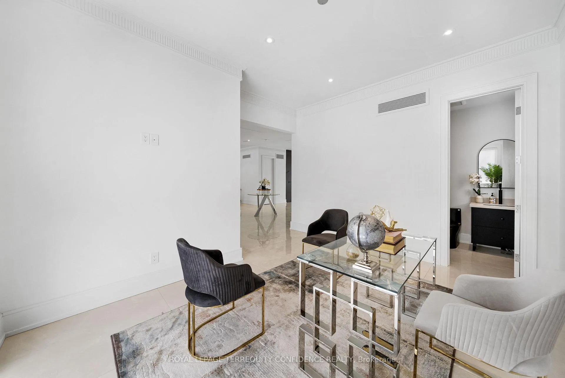 Photo 26 of 85 Crestwood Road, Vaughan, Crestwood-Springfarm-Yorkhill — HOMEH