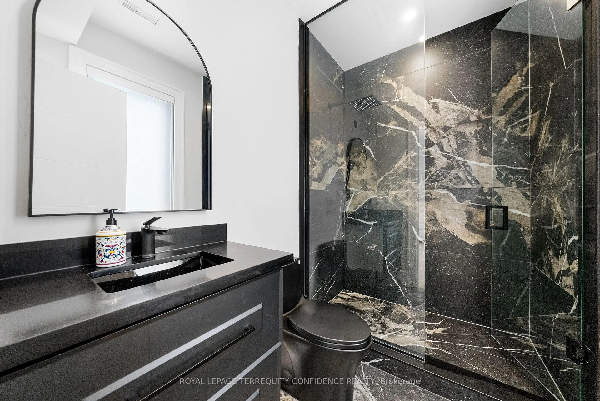 Photo 39 of 85 Crestwood Road, Vaughan, Crestwood-Springfarm-Yorkhill — HOMEH