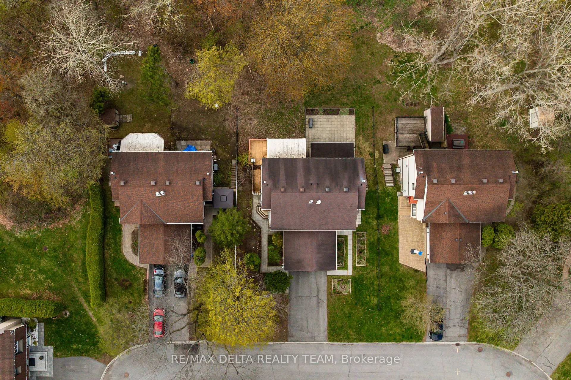 Photo 23 of 796 Vinette Crescent, Ottawa, Chatelaine Village — HOMEH
